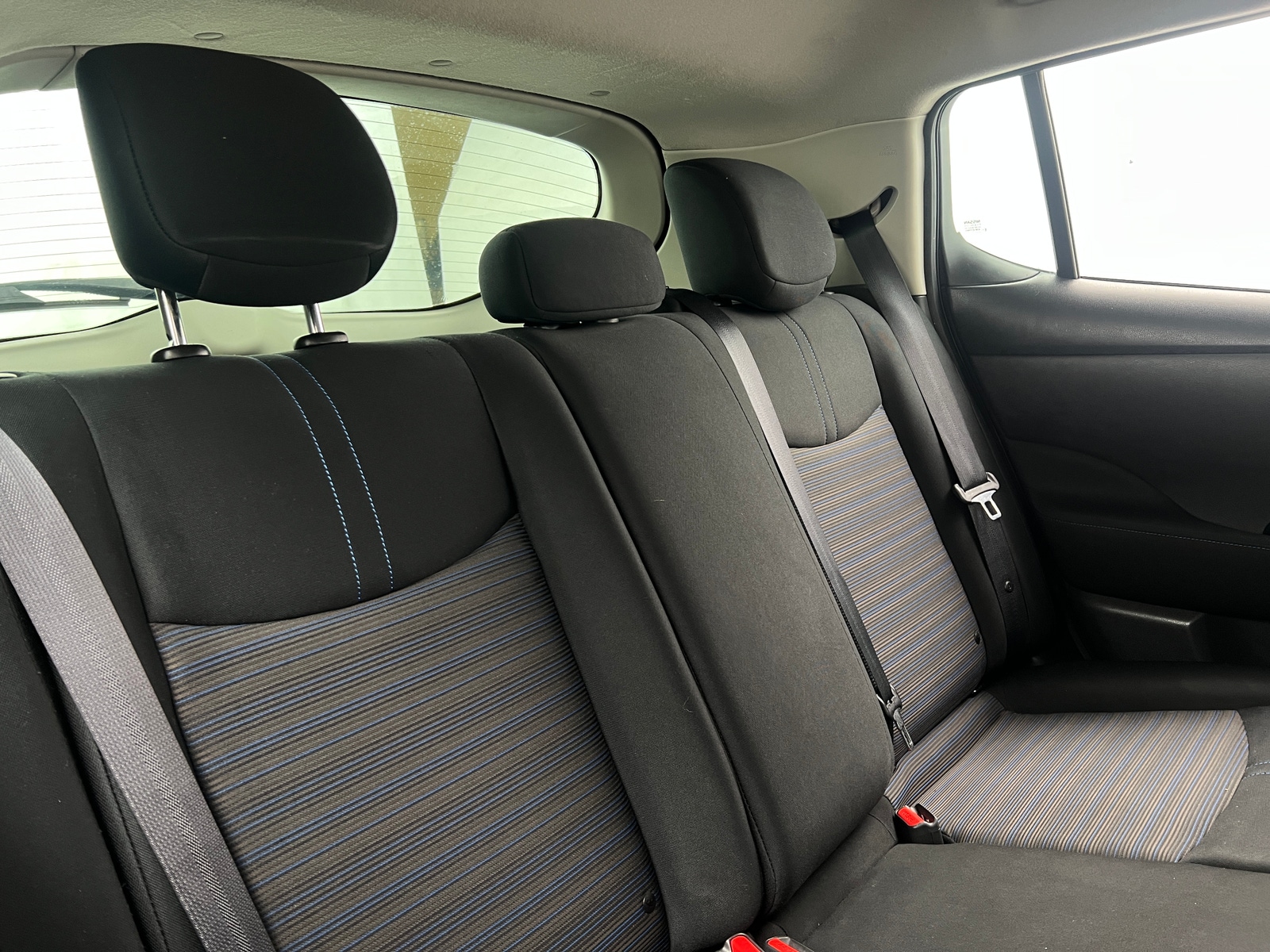 Thumbnail: 2020 Nissan Leaf - 6