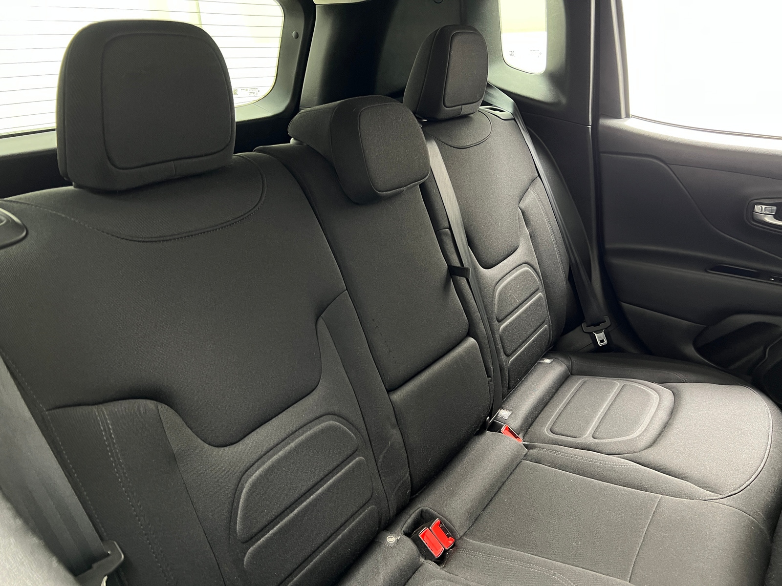 Thumbnail: 2022 Jeep Renegade - 6