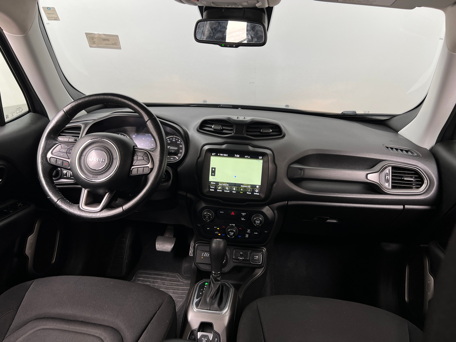 Thumbnail: 2022 Jeep Renegade - 3