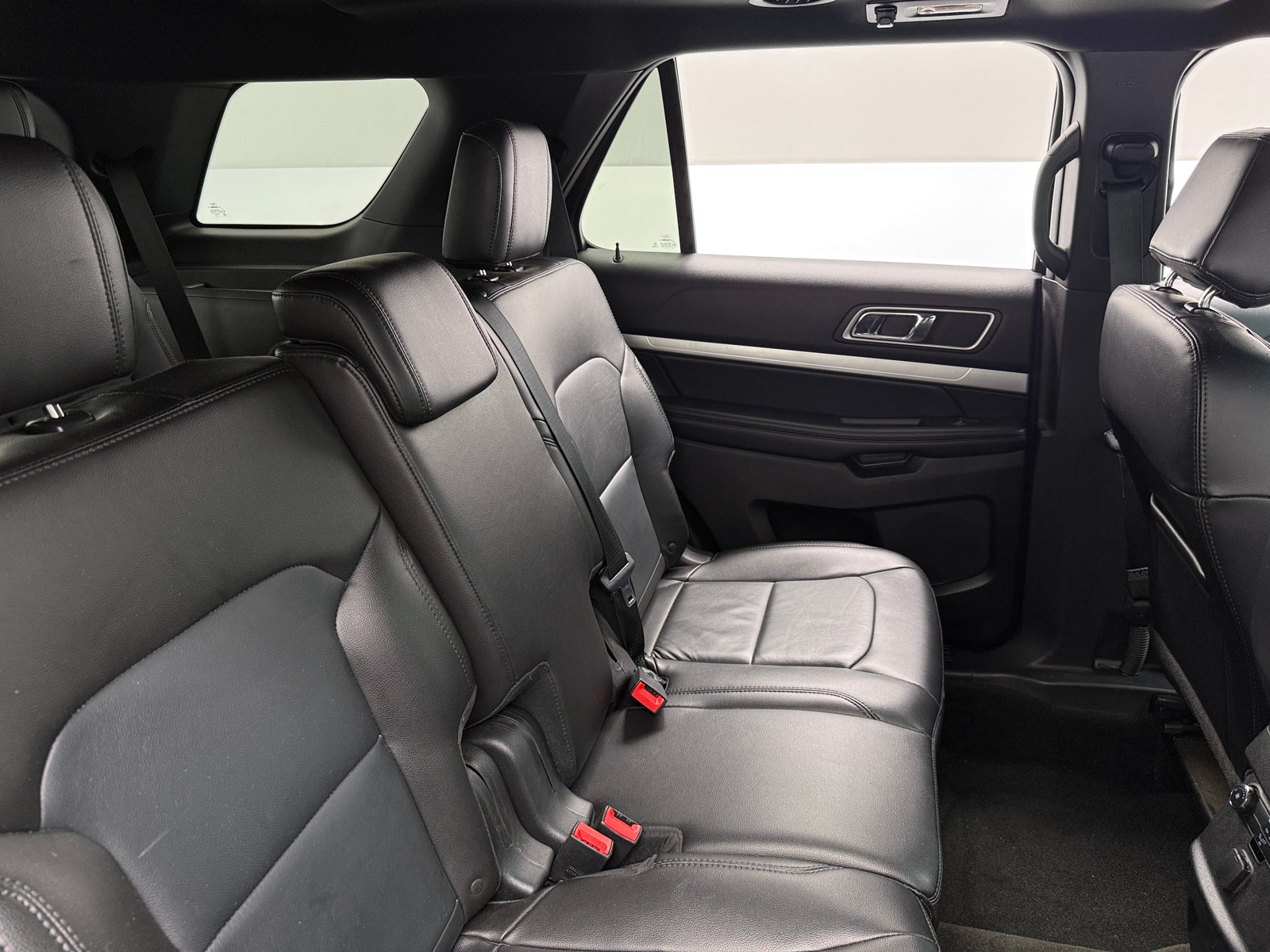 Thumbnail: 2017 Ford Explorer - 5