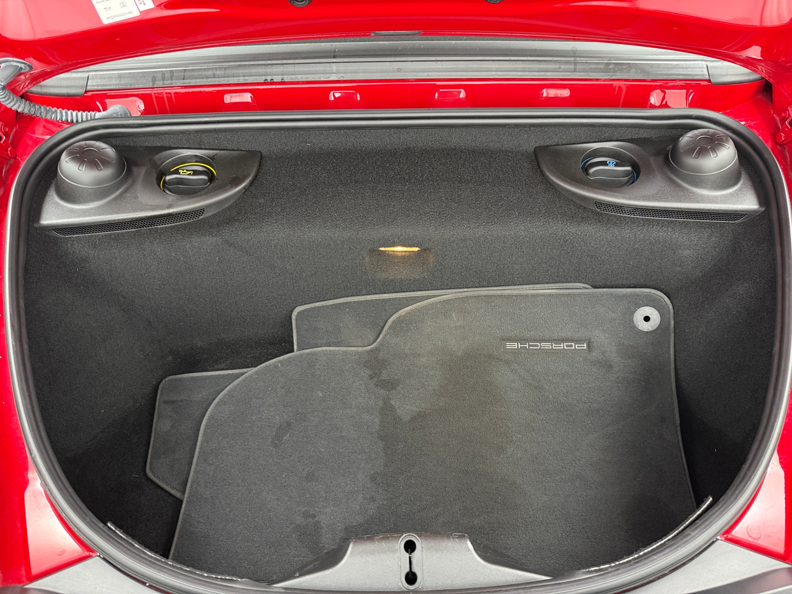 Thumbnail: 2017 Porsche 718 Boxster - 4