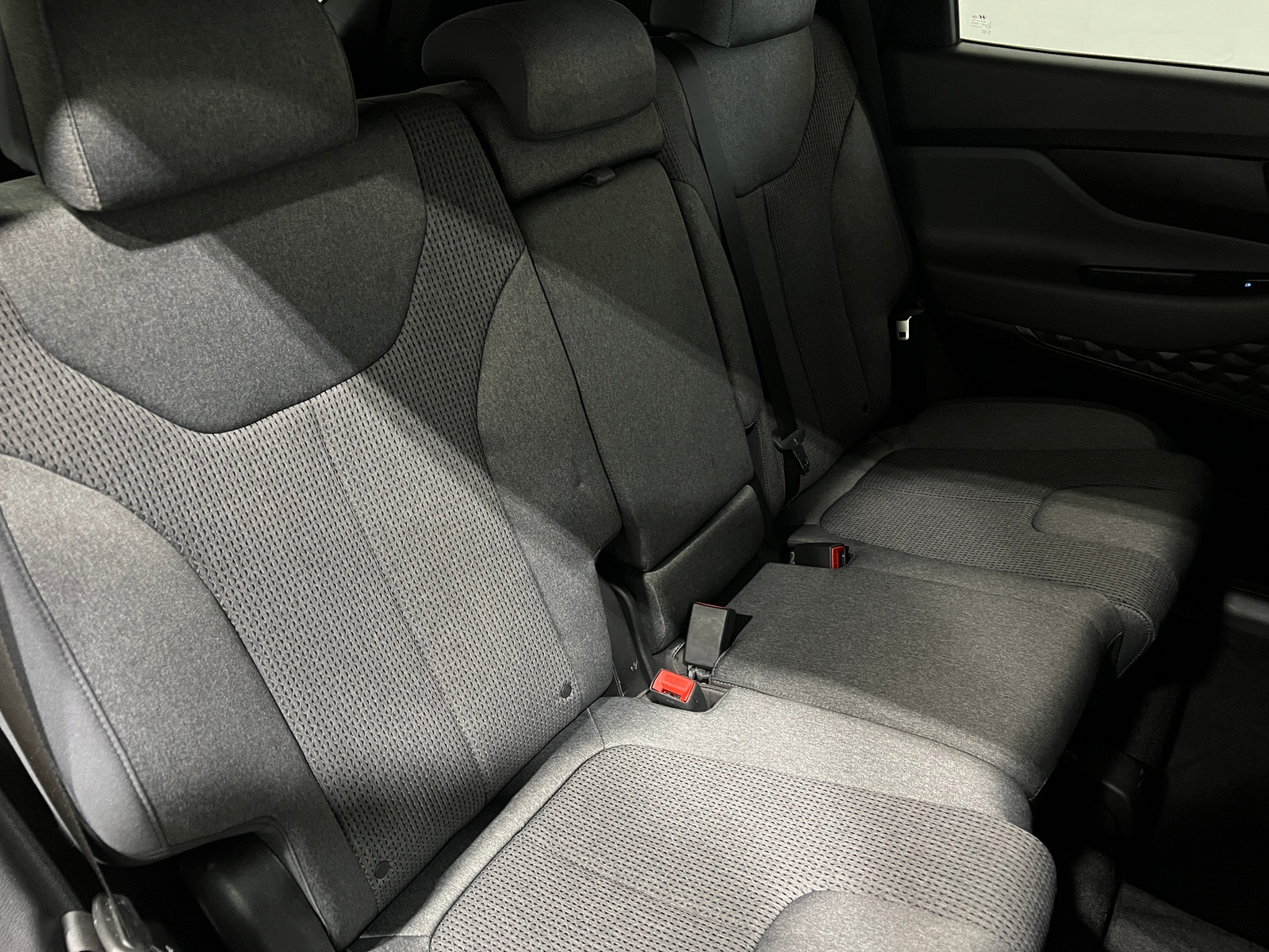 Thumbnail: 2021 Hyundai Santa Fe - 6