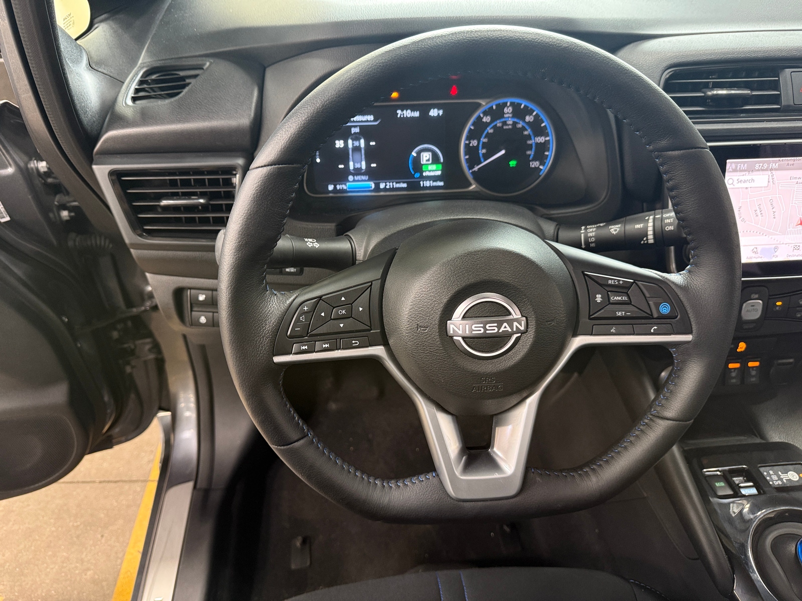 Thumbnail: 2024 Nissan Leaf - 5