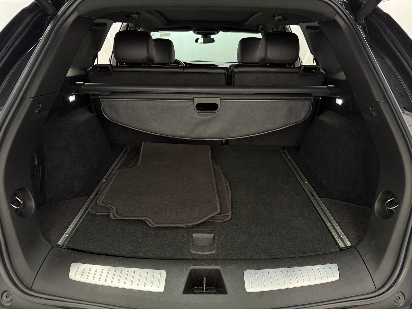 Thumbnail: 2024 Cadillac XT5 - 6