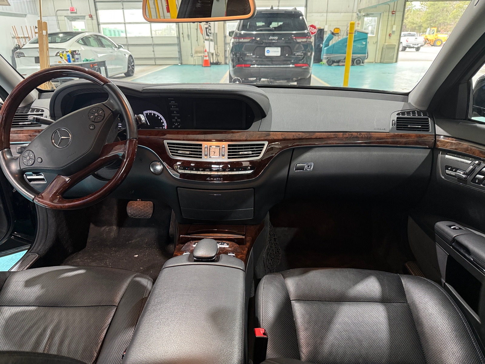 Thumbnail: 2013 Mercedes-Benz S-Class - 2