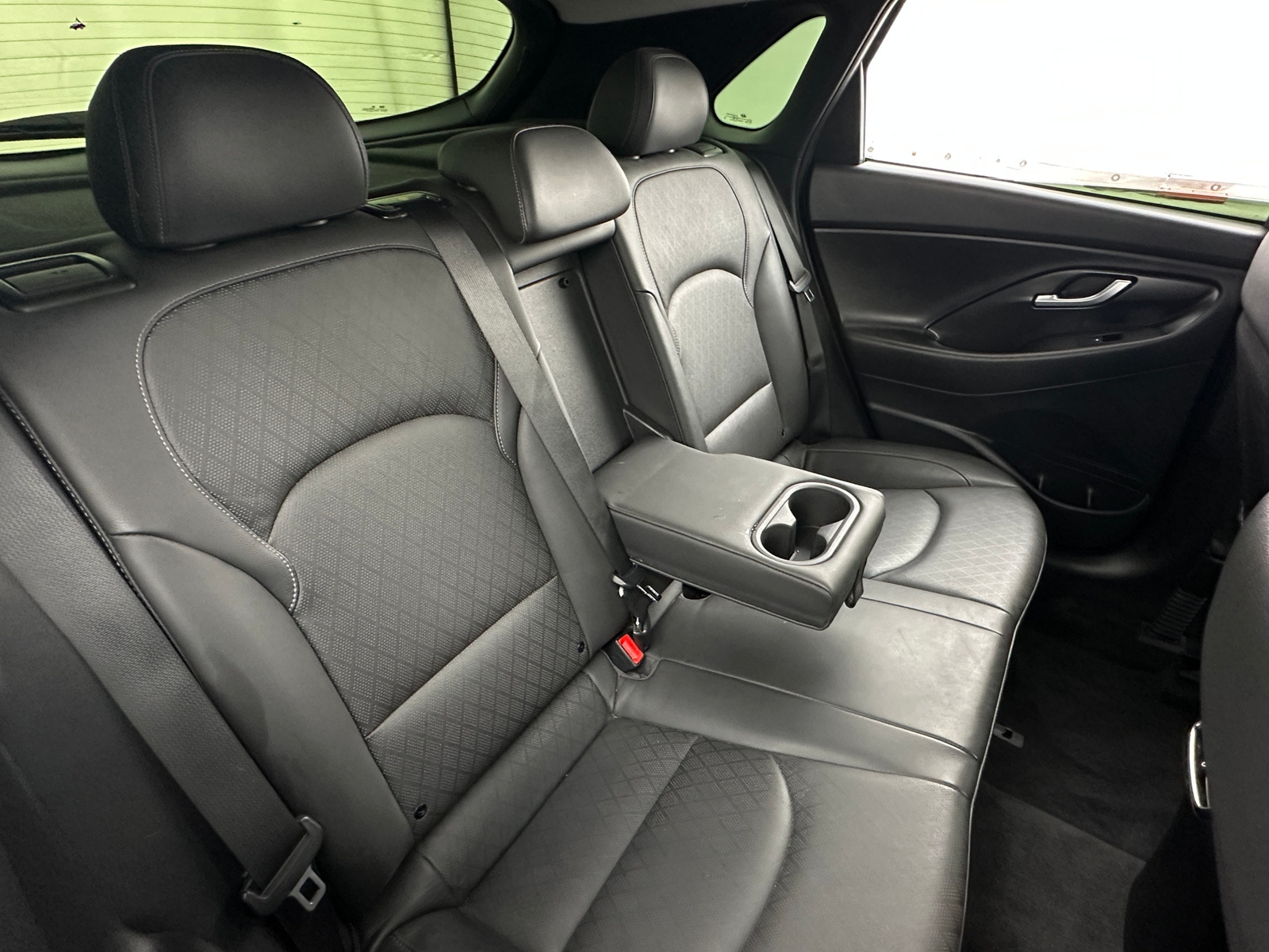 Thumbnail: 2018 Hyundai Elantra - 5