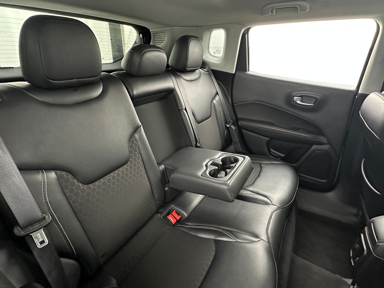 Thumbnail: 2018 Jeep Compass - 6