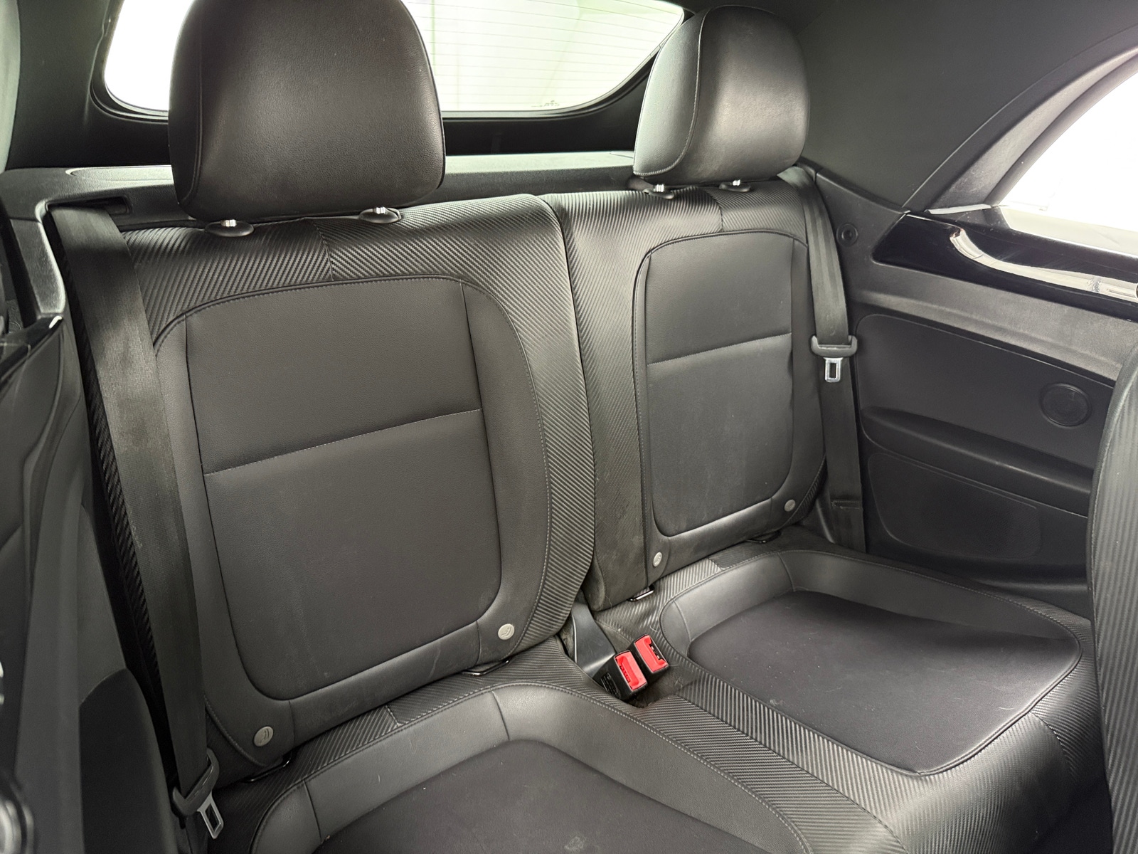 Thumbnail: 2019 Volkswagen Beetle - 5