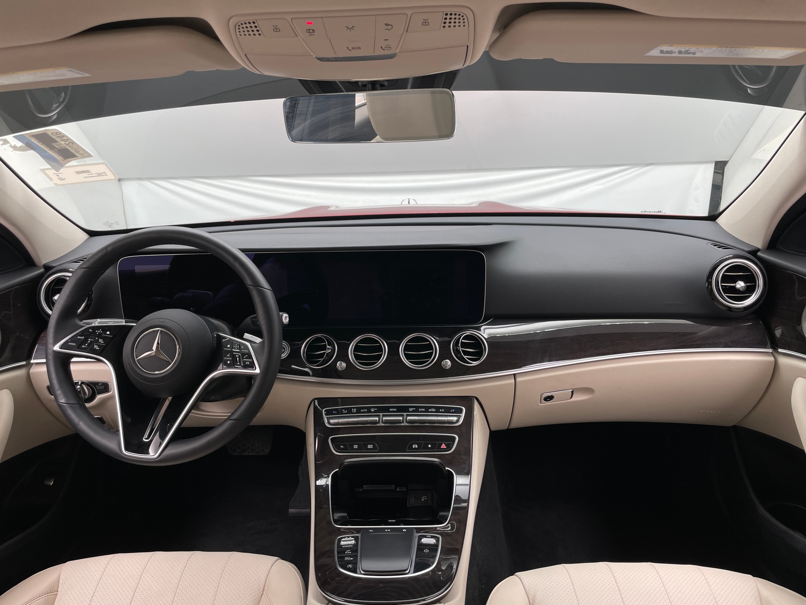 Thumbnail: 2022 Mercedes-Benz E-Class - 2