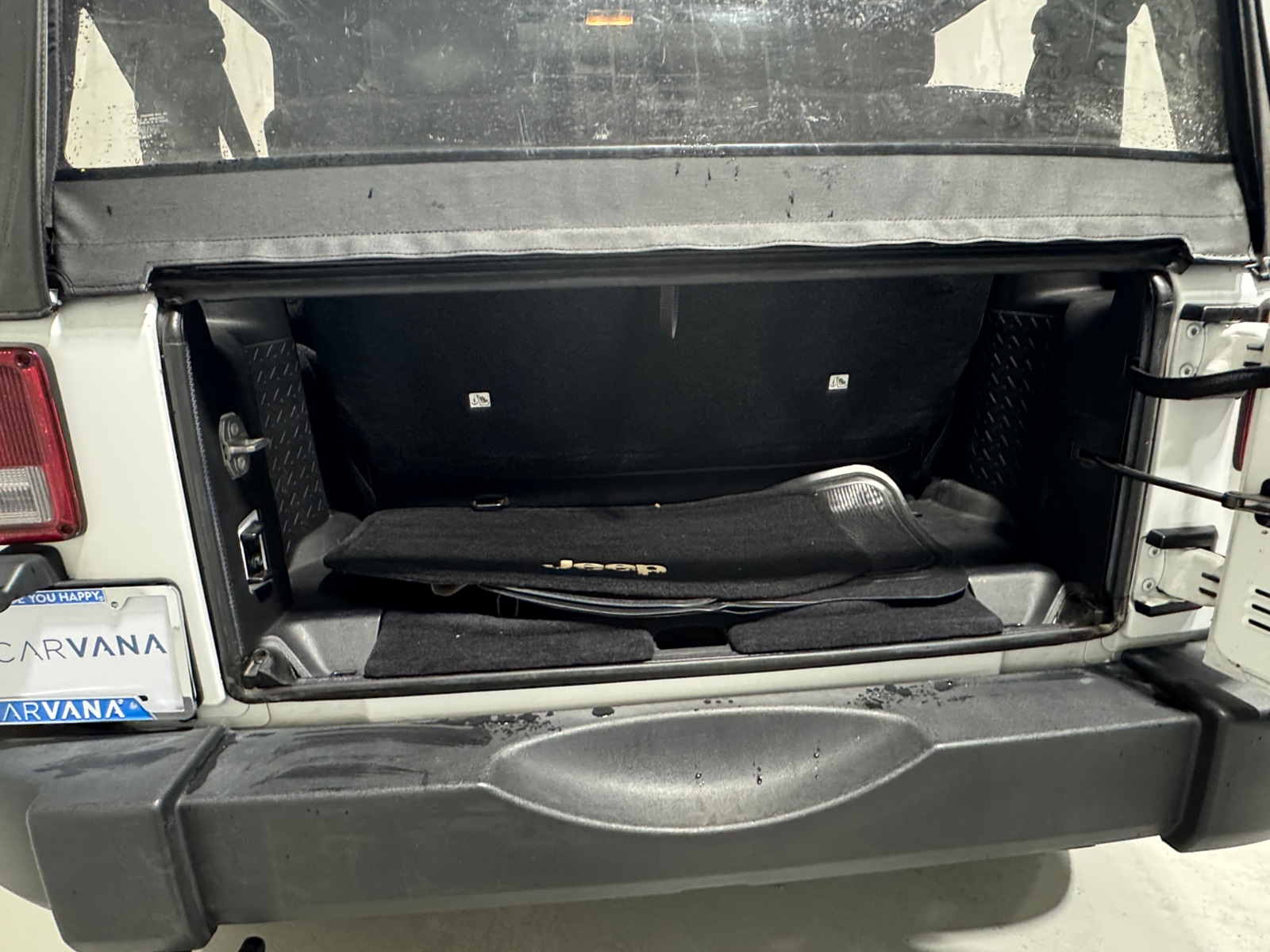 Thumbnail: 2016 Jeep Wrangler - 7