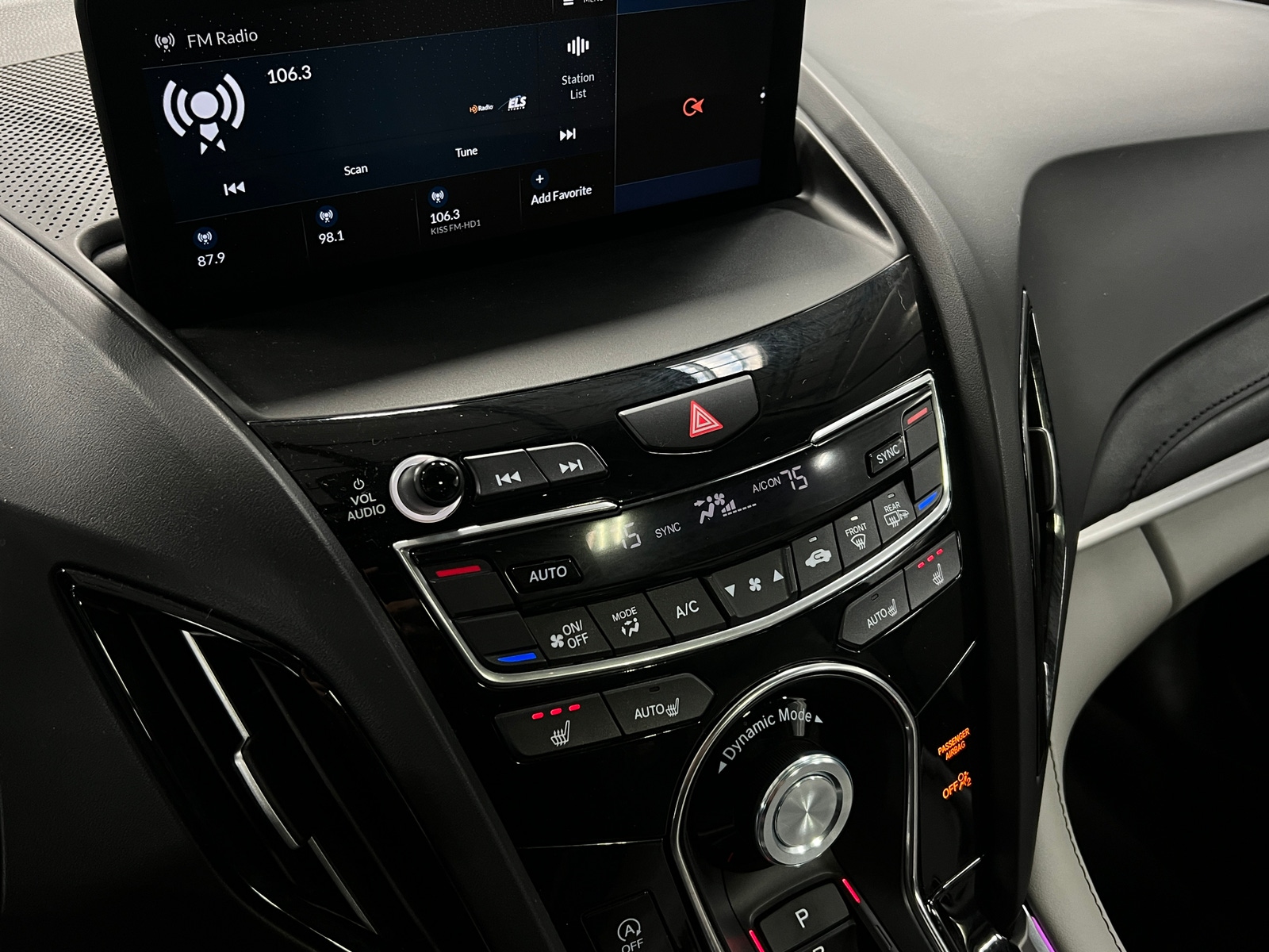 Thumbnail: 2023 Acura RDX - 3