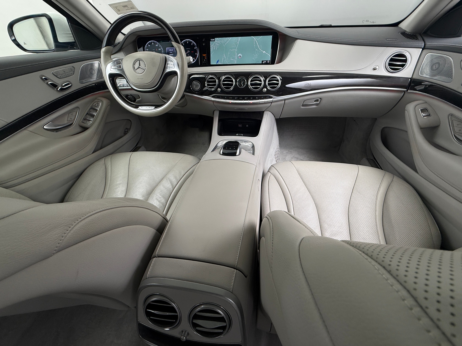 Thumbnail: 2017 Mercedes-Benz S-Class - 2