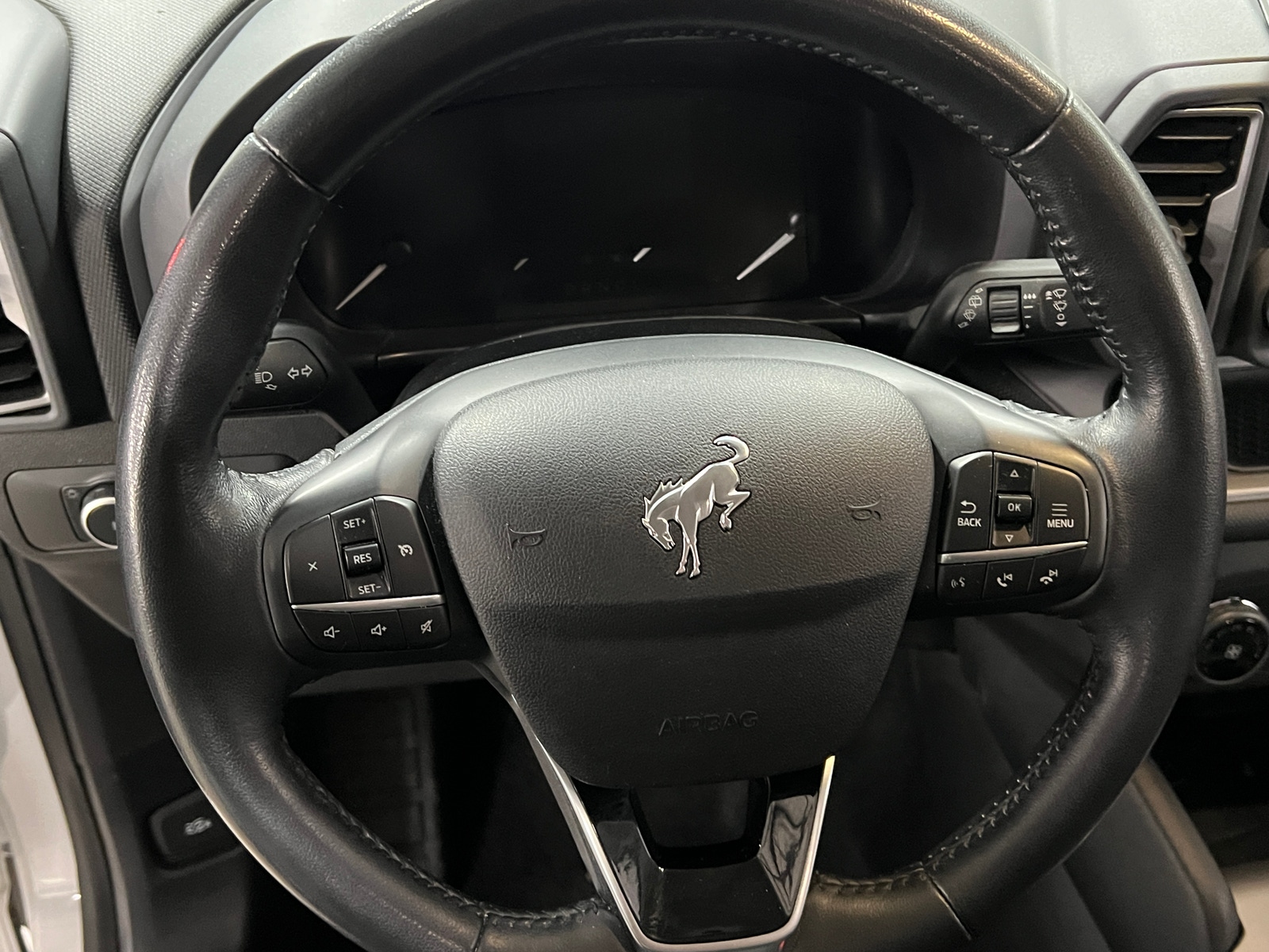 Thumbnail: 2022 Ford Bronco Sport - 5