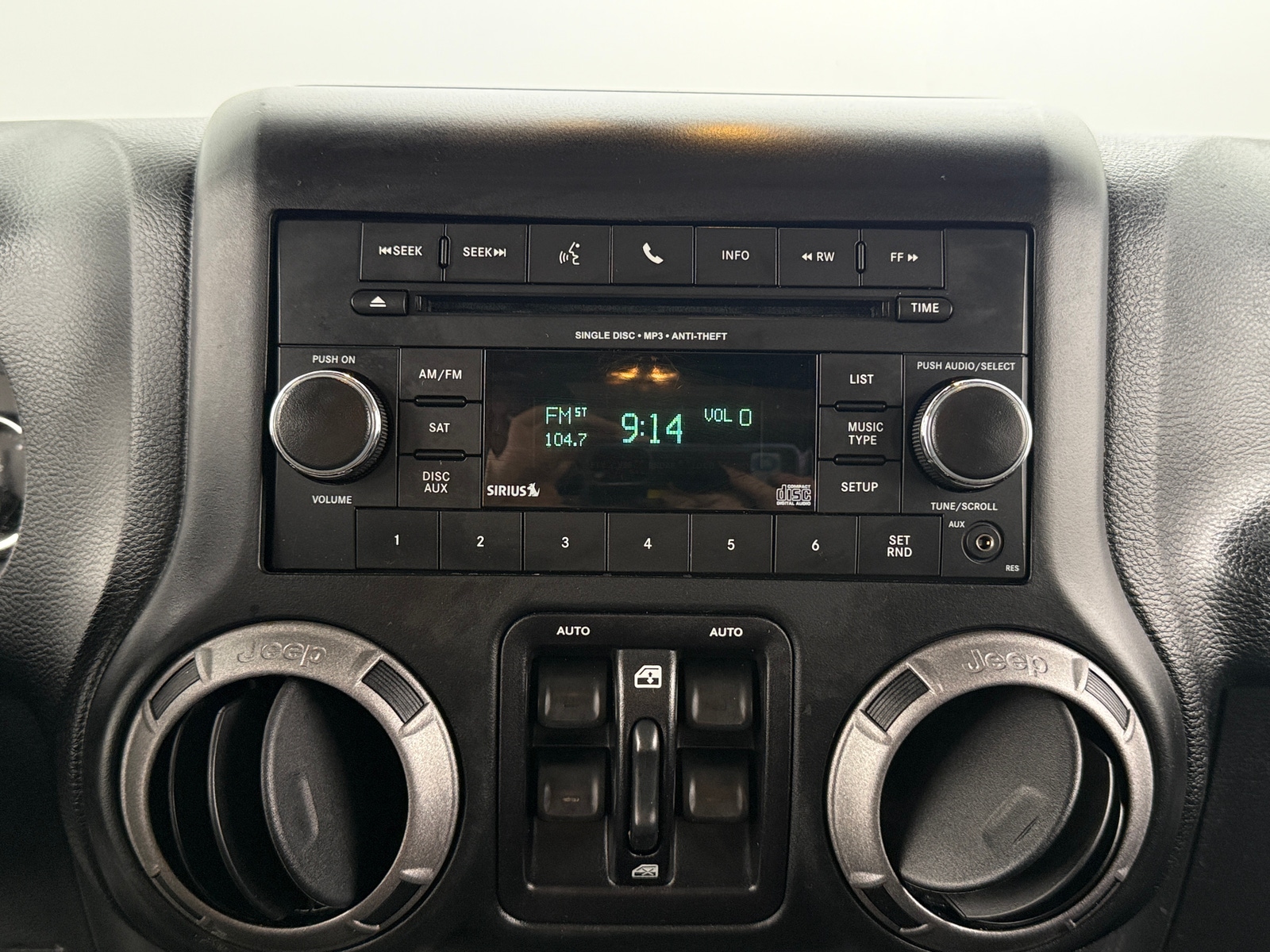 Thumbnail: 2017 Jeep Wrangler - 4