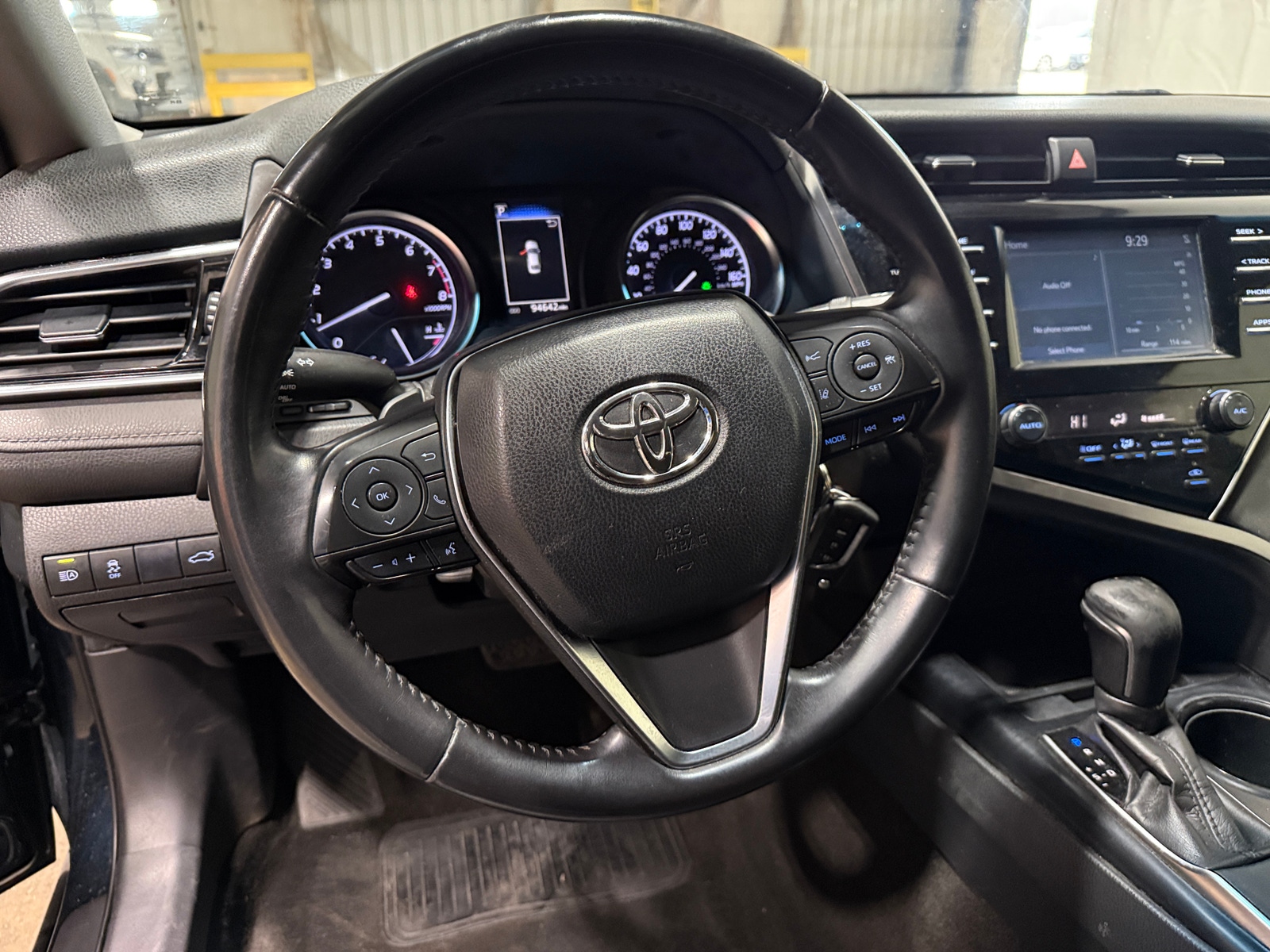 Thumbnail: 2018 Toyota Camry - 4