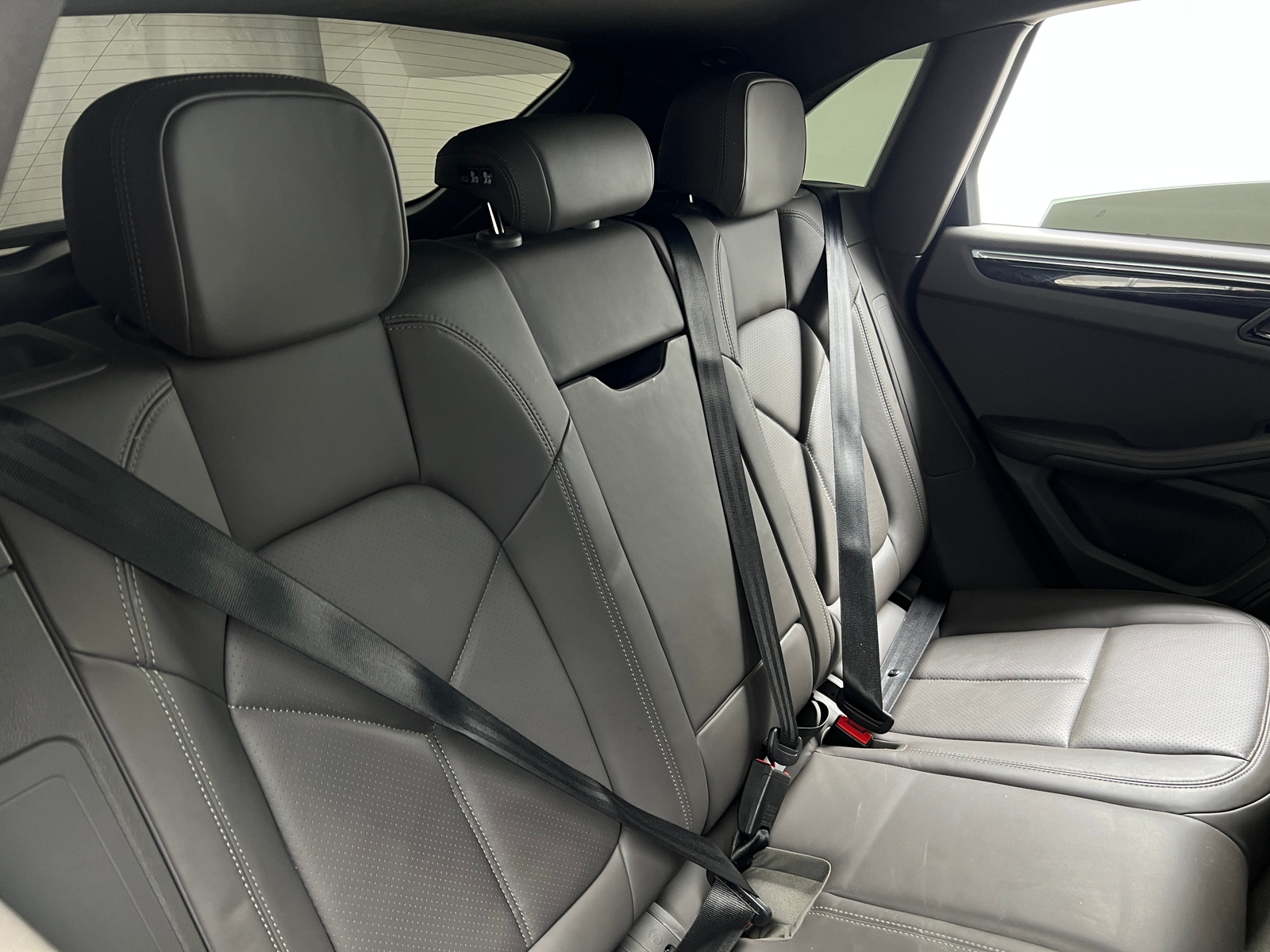 Thumbnail: 2024 Porsche Macan - 5