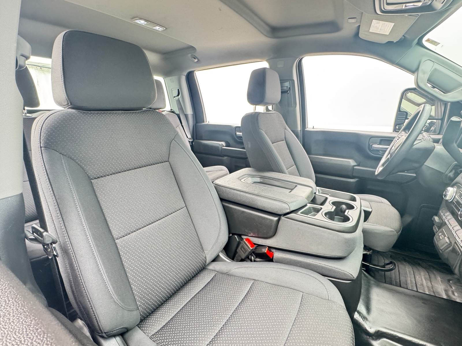 Thumbnail: 2025 GMC Sierra 2500 - 2