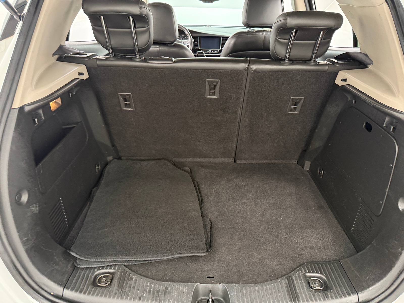 Thumbnail: 2017 Buick Encore - 6