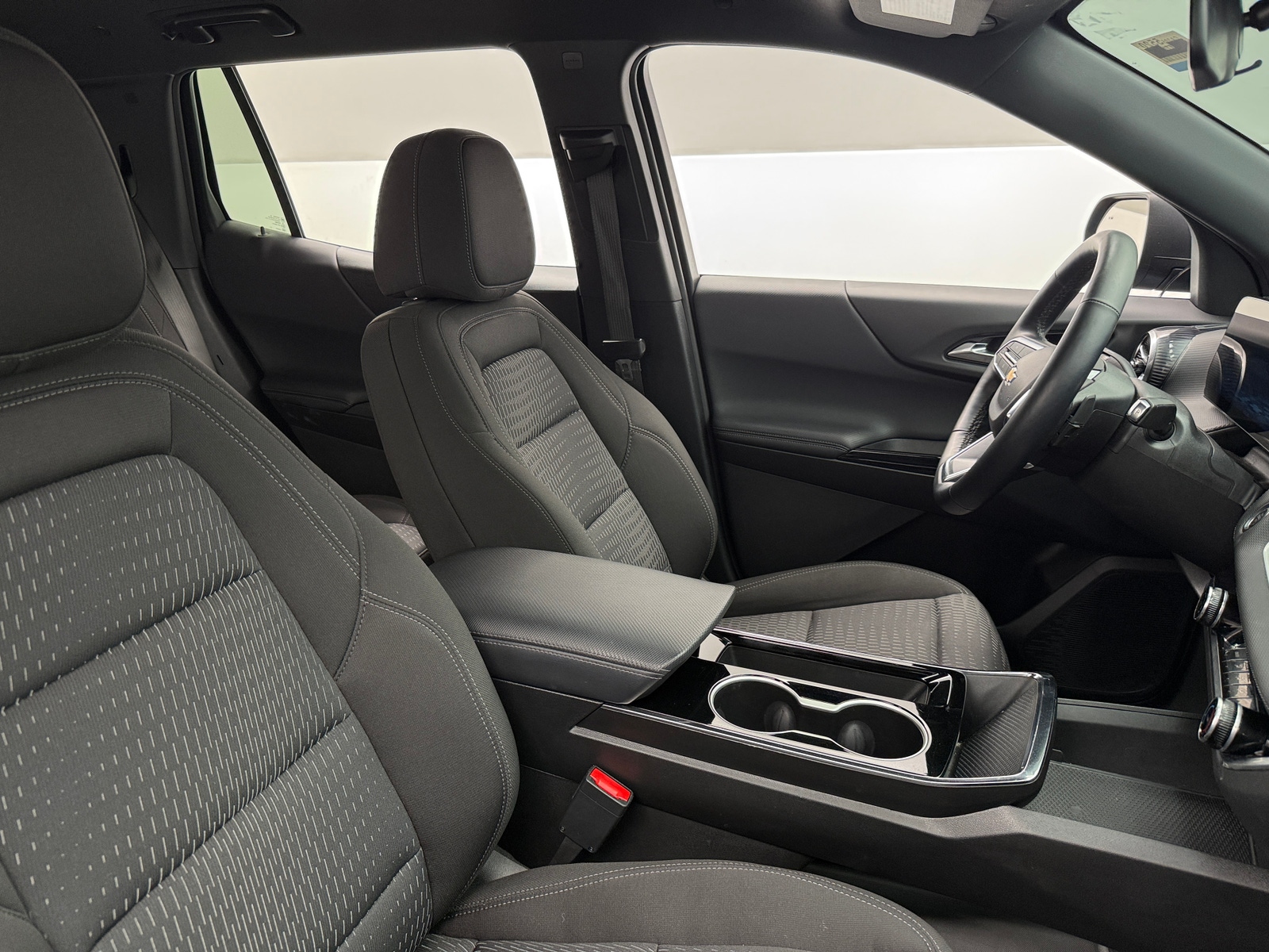 Thumbnail: 2025 Chevrolet Equinox - 2