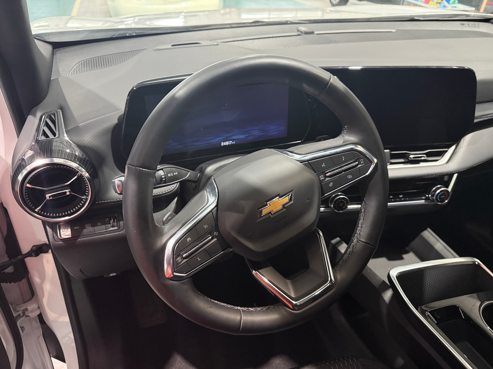 Thumbnail: 2025 Chevrolet Equinox - 5