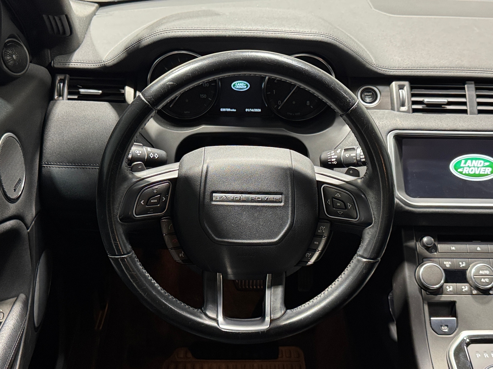 Thumbnail: 2019 Land Rover Range Rover Evoque - 4