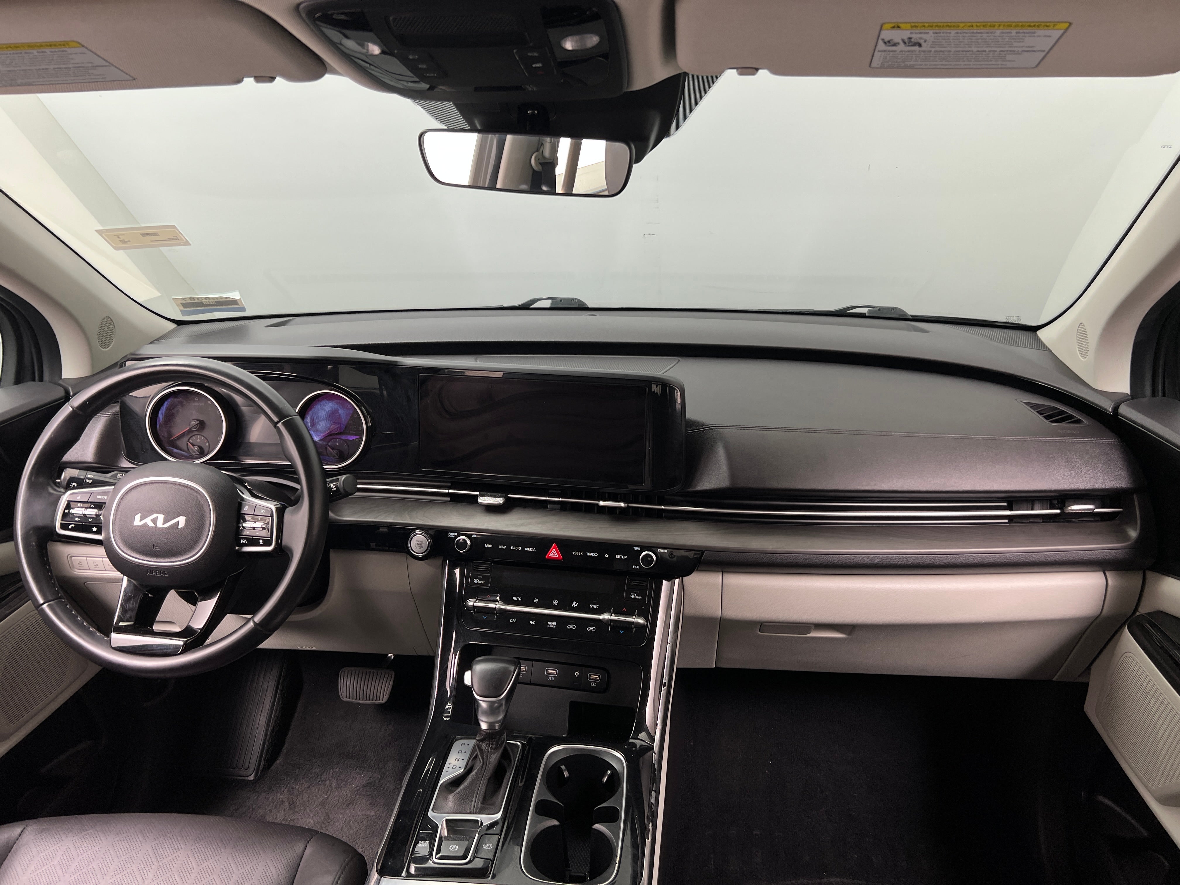 Thumbnail: 2022 Kia Carnival - 2
