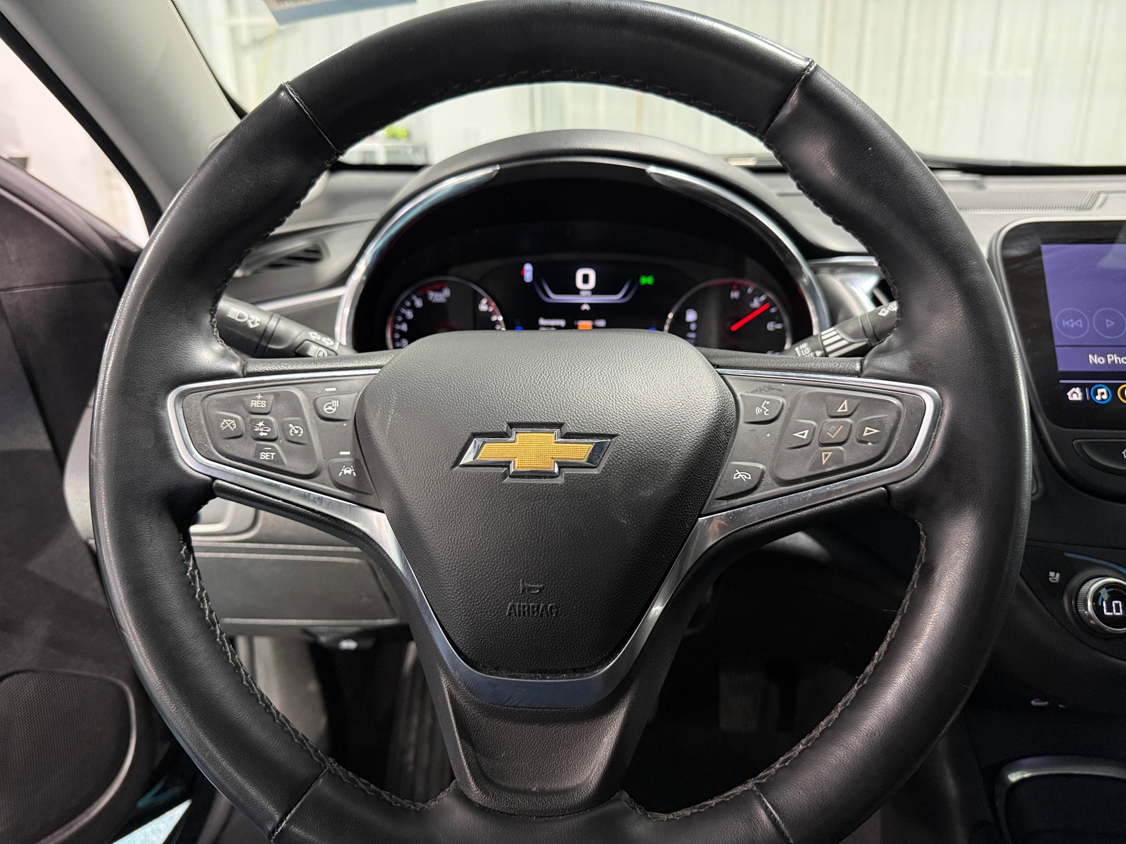 Thumbnail: 2024 Chevrolet Malibu - 4