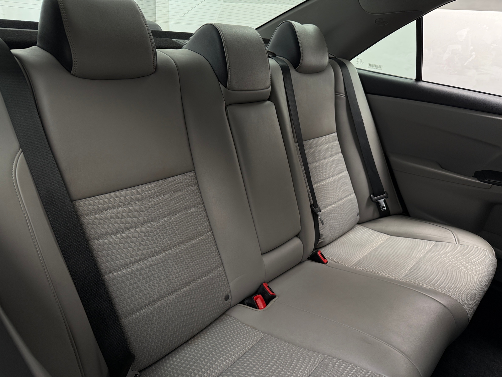 Thumbnail: 2015 Toyota Camry - 6