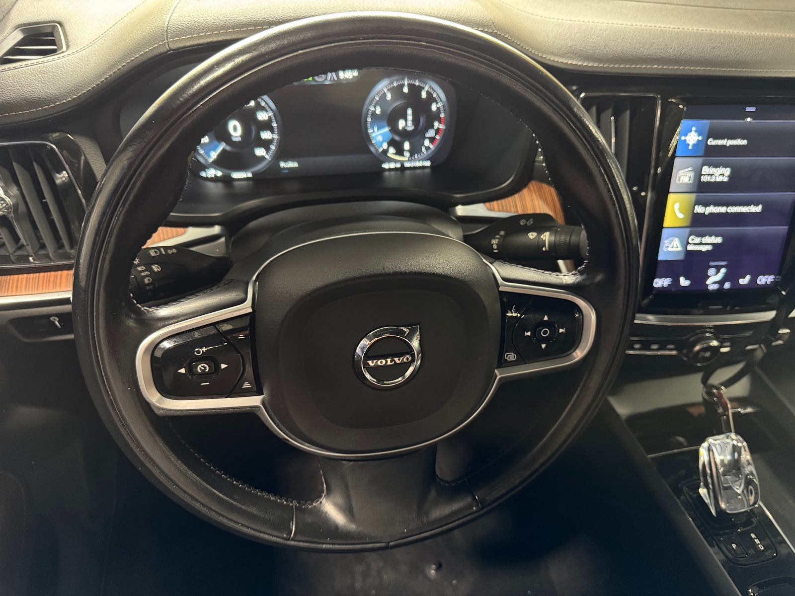 Thumbnail: 2022 Volvo S60 - 4