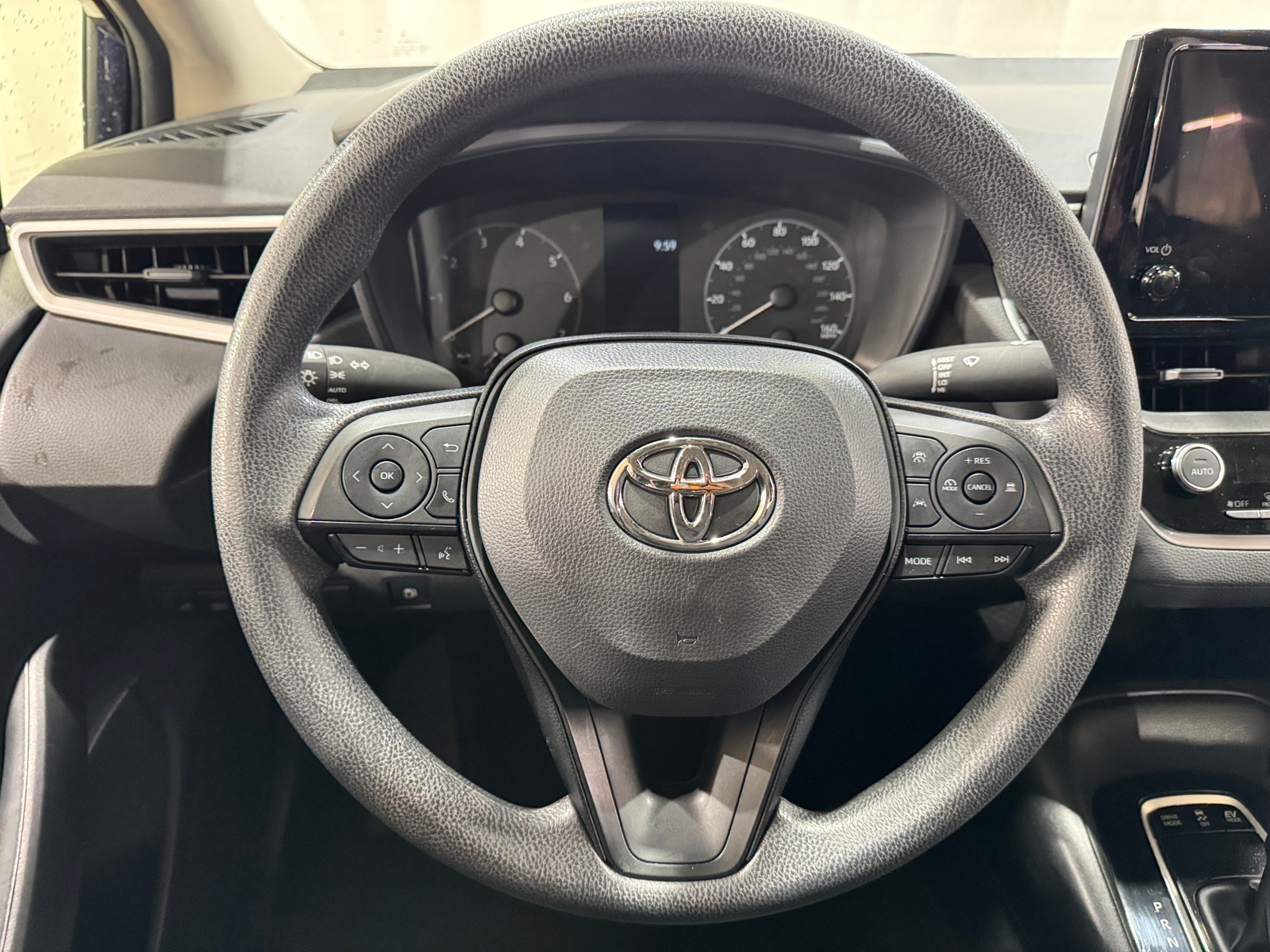 Thumbnail: 2025 Toyota Corolla - 5