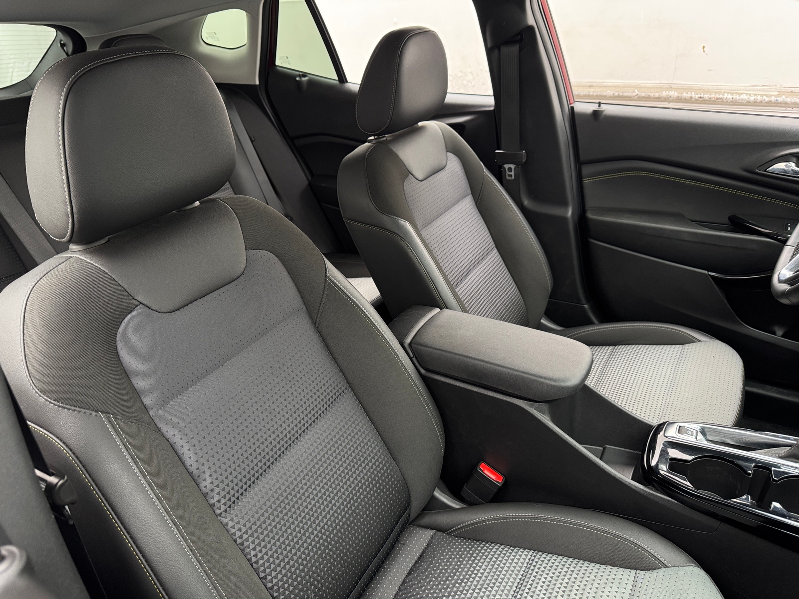 Thumbnail: 2024 Chevrolet Trax - 2