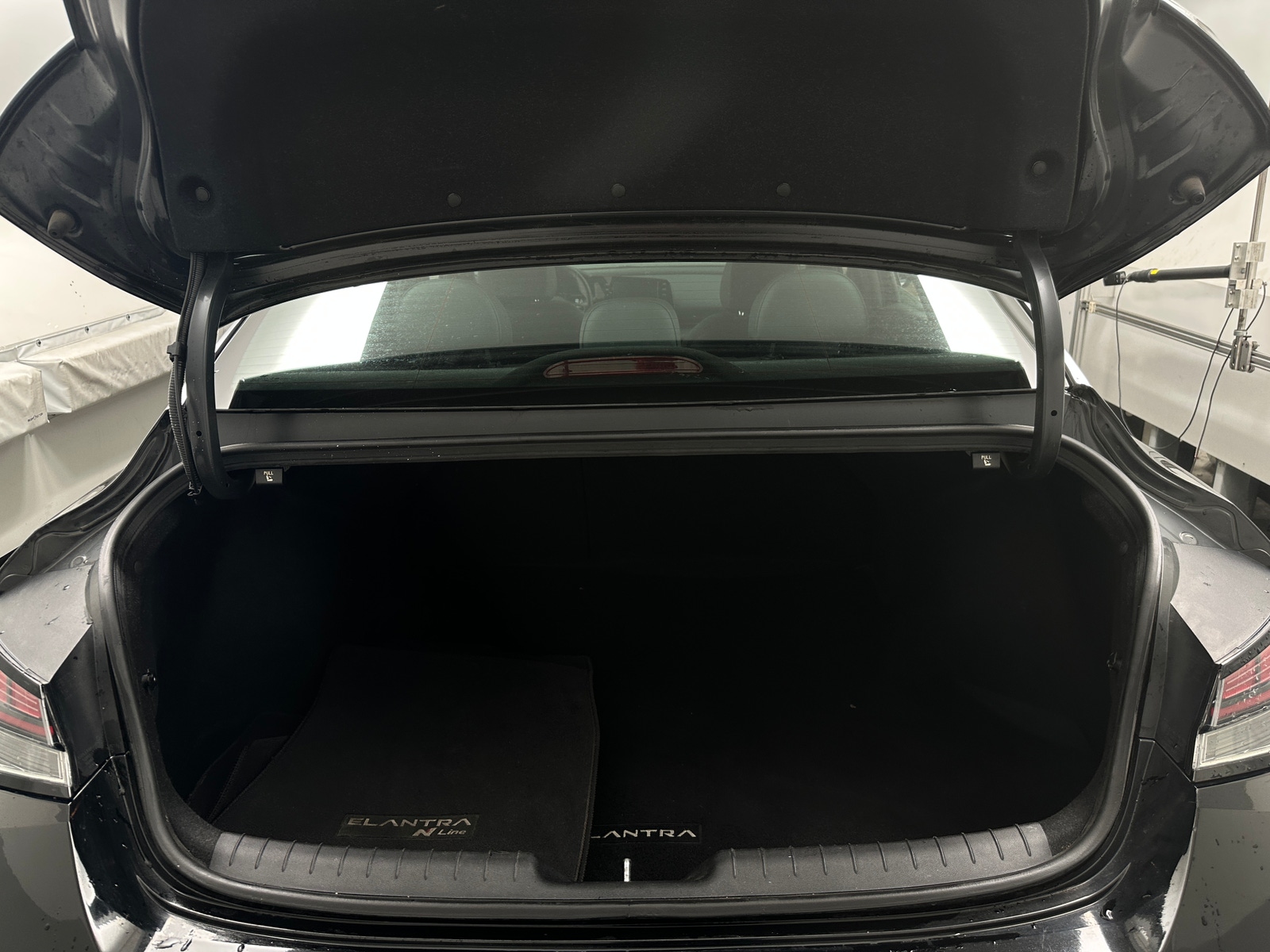 Thumbnail: 2022 Hyundai Elantra - 7