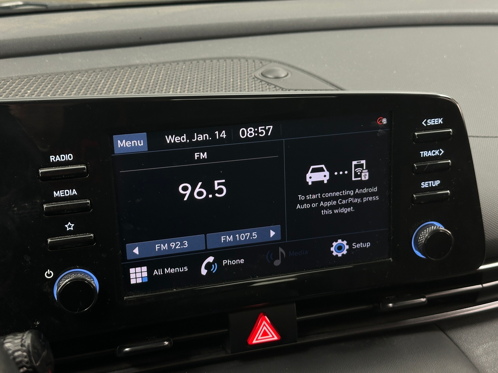 Thumbnail: 2022 Hyundai Elantra - 4