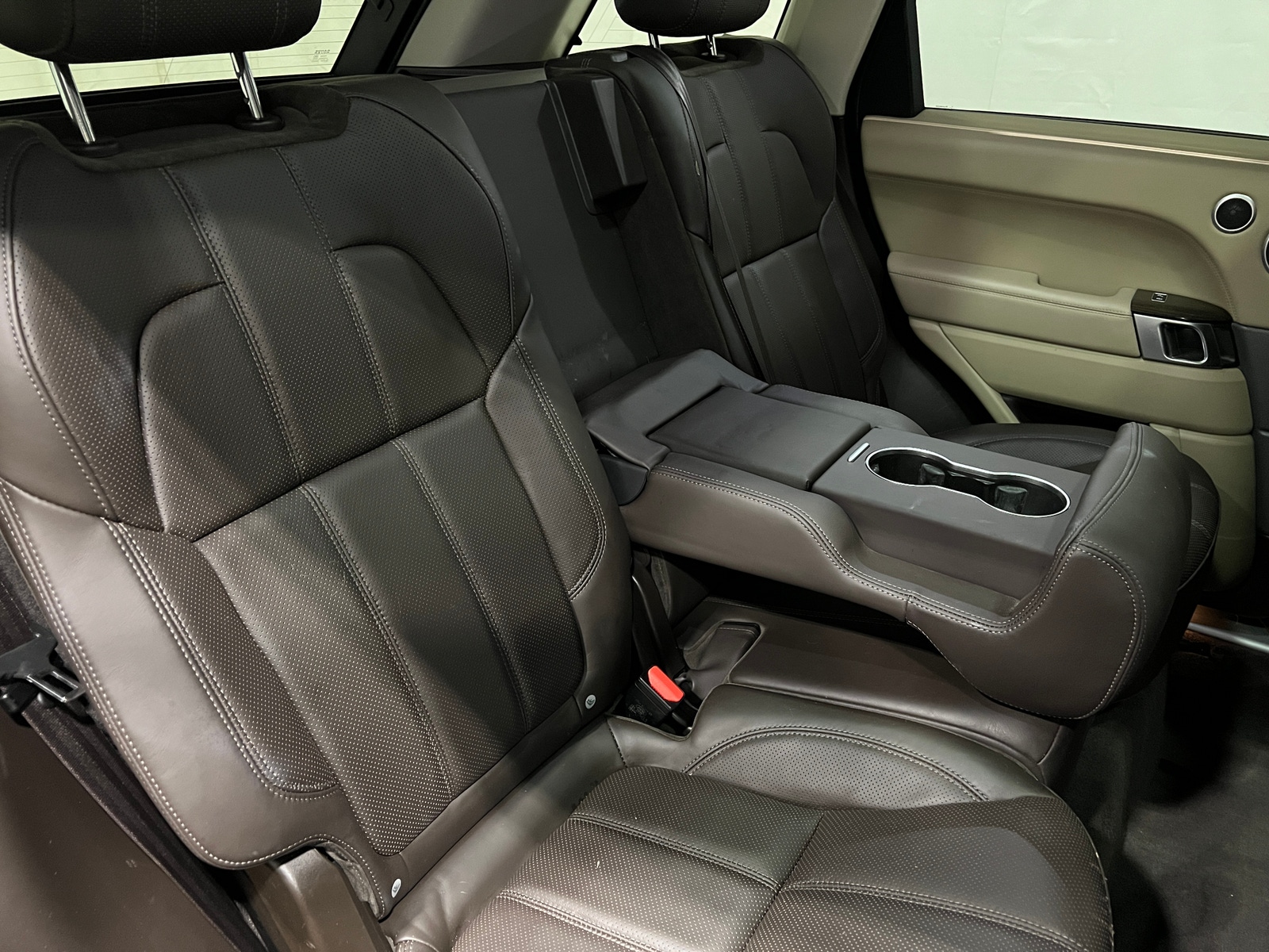 Thumbnail: 2017 Land Rover Range Rover Sport - 5