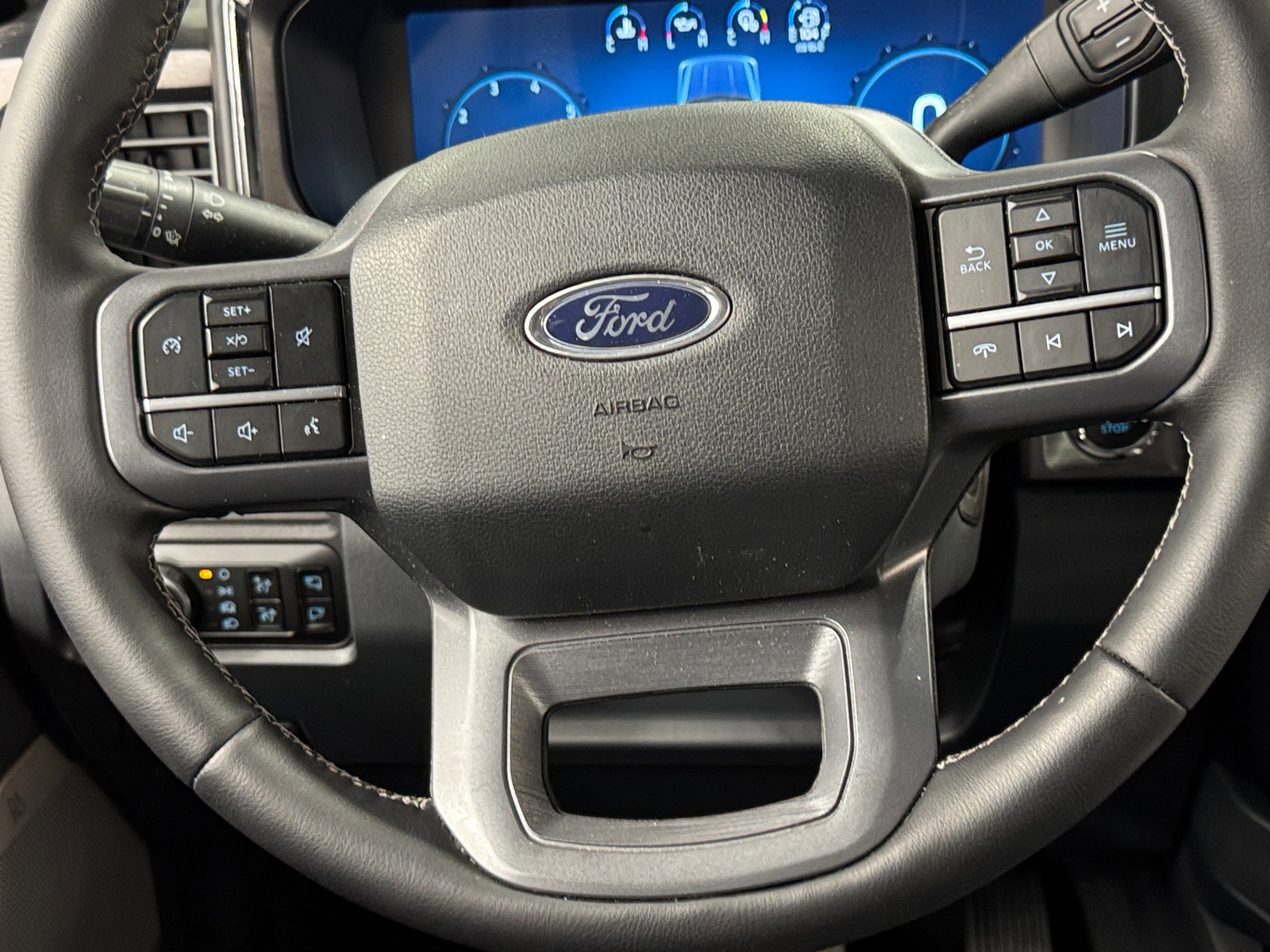 Thumbnail: 2025 Ford Econoline - 4