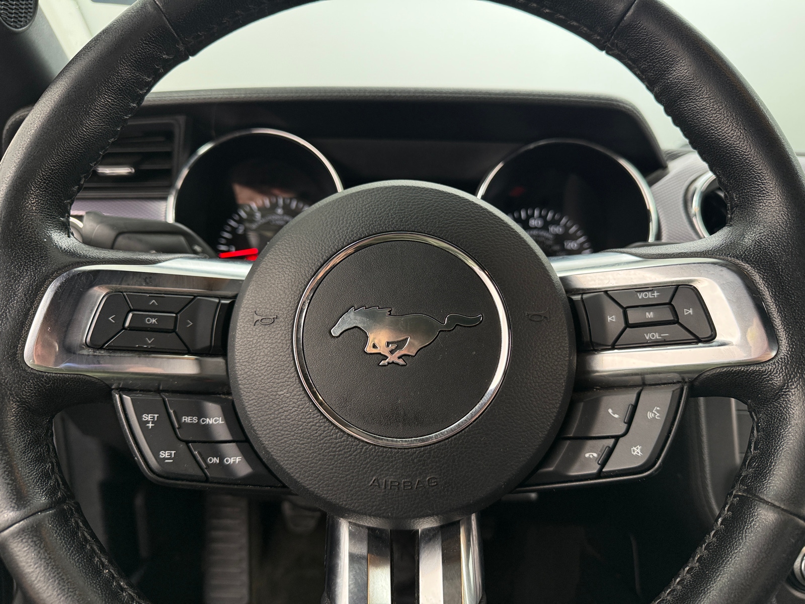 Thumbnail: 2017 Ford Mustang - 4