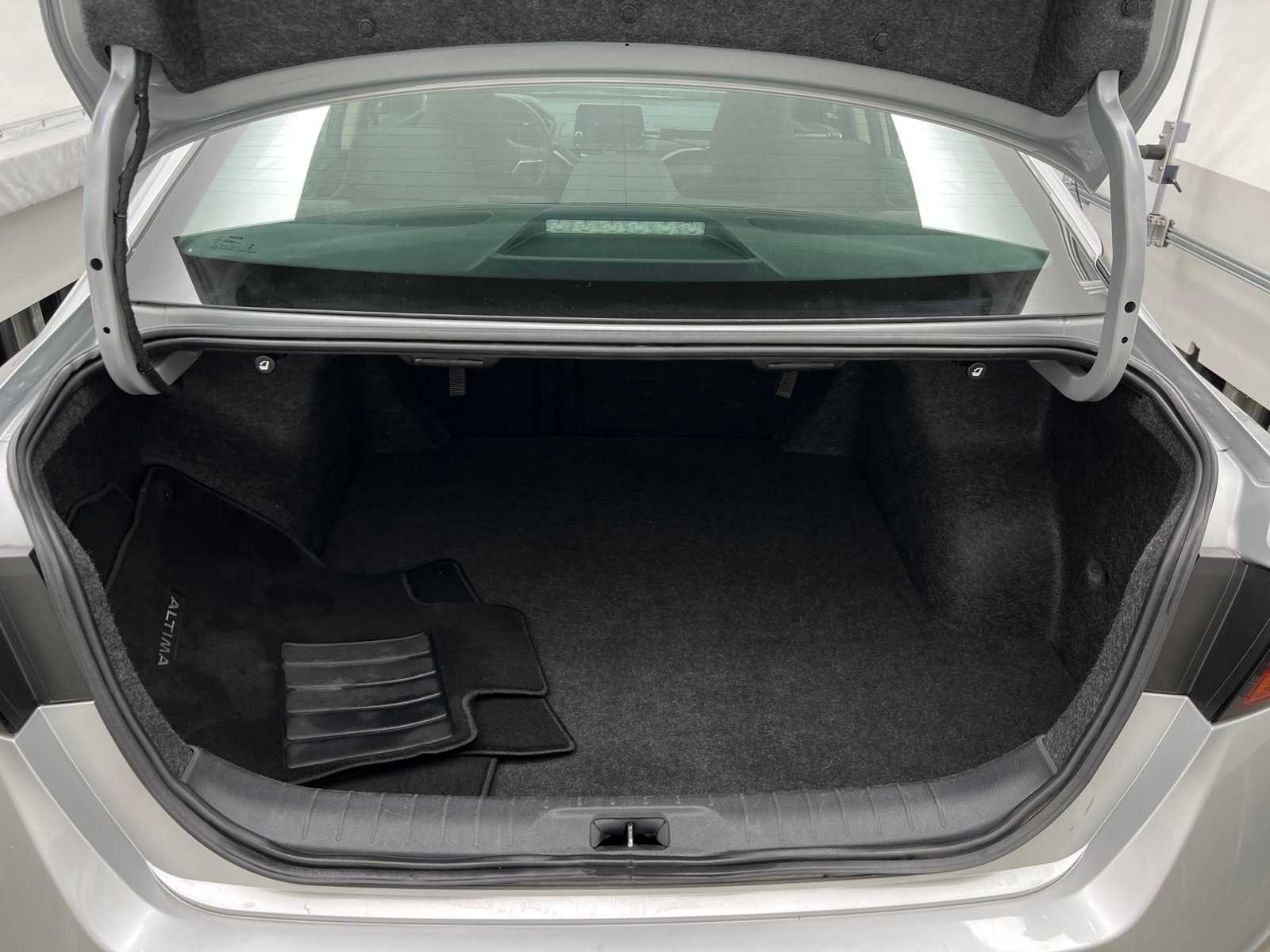 Thumbnail: 2024 Nissan Altima - 7