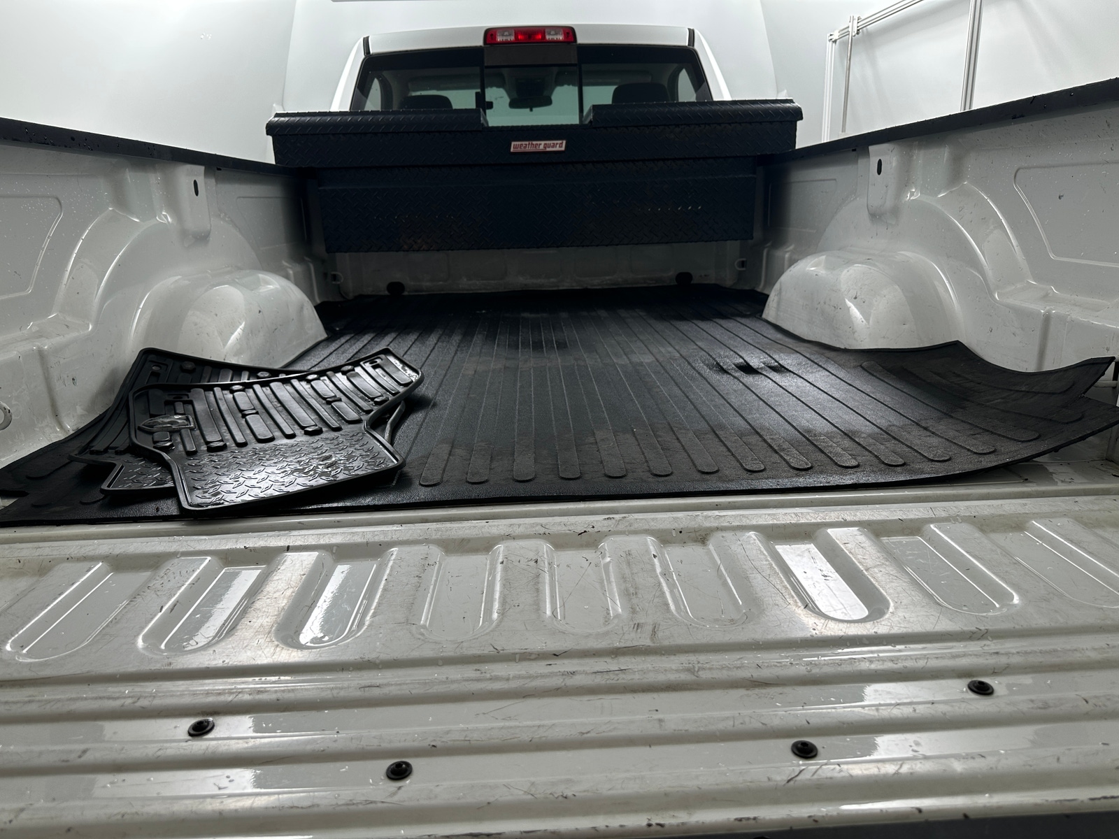 Thumbnail: 2019 RAM 1500 Classic - 6