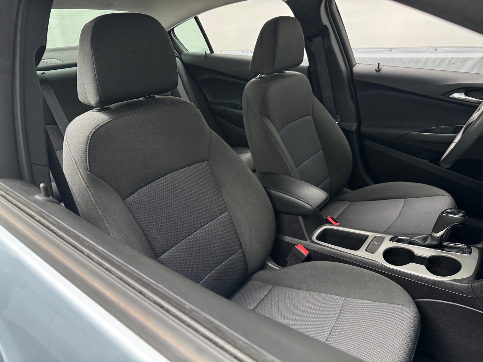 Thumbnail: 2018 Chevrolet Cruze - 2