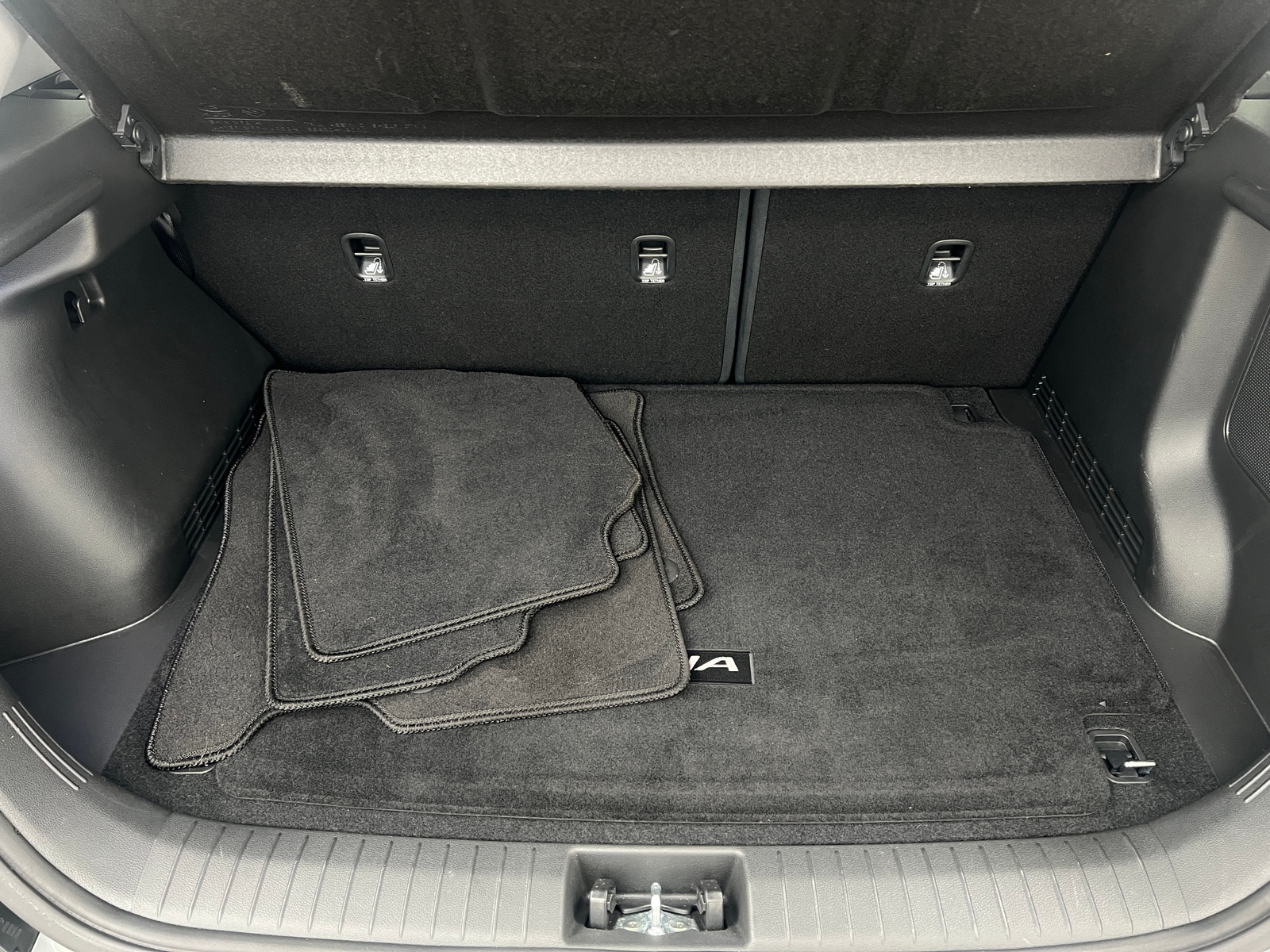 Thumbnail: 2022 Hyundai Kona - 6