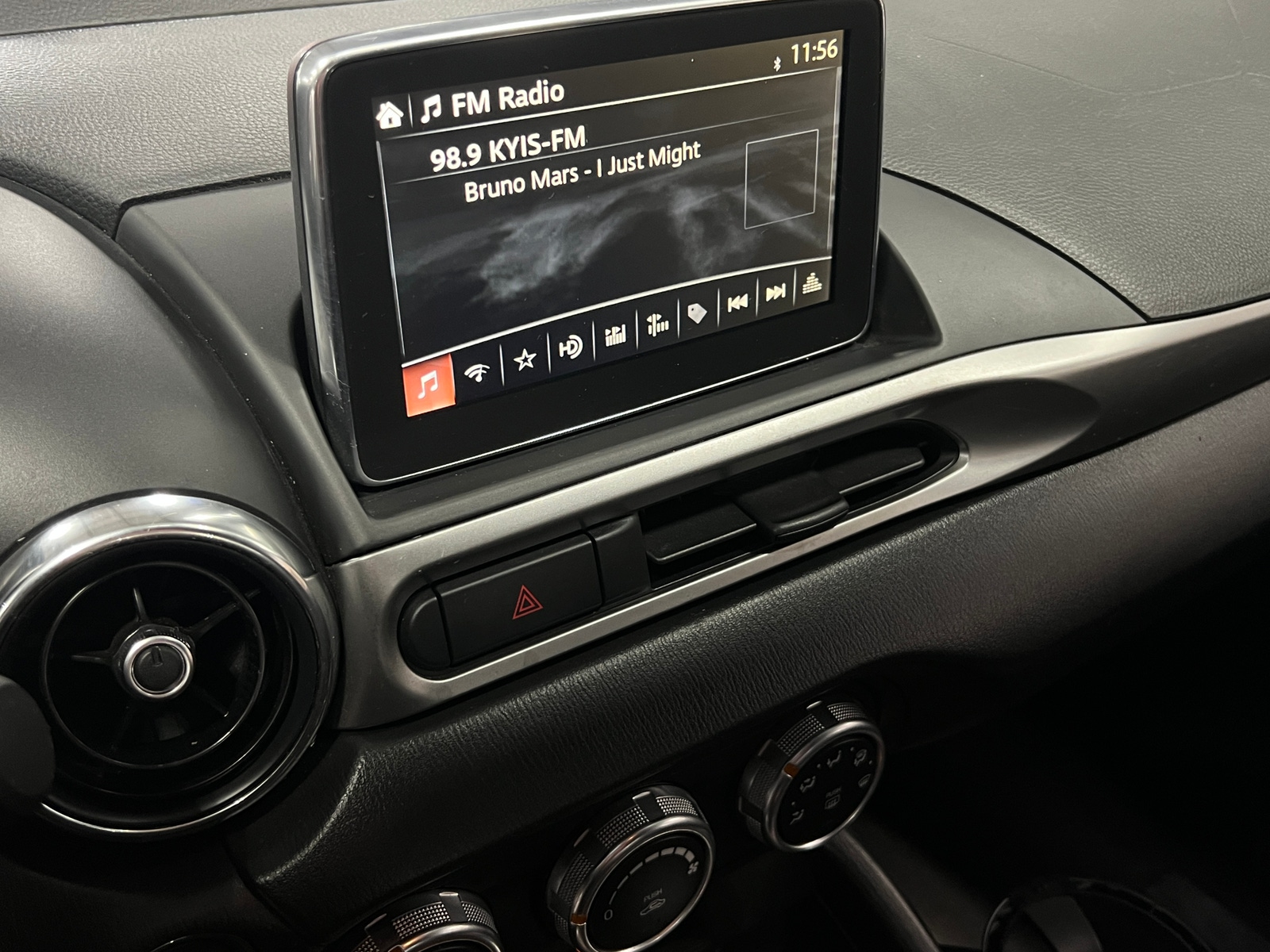 Thumbnail: 2017 Fiat 124 Spider - 4