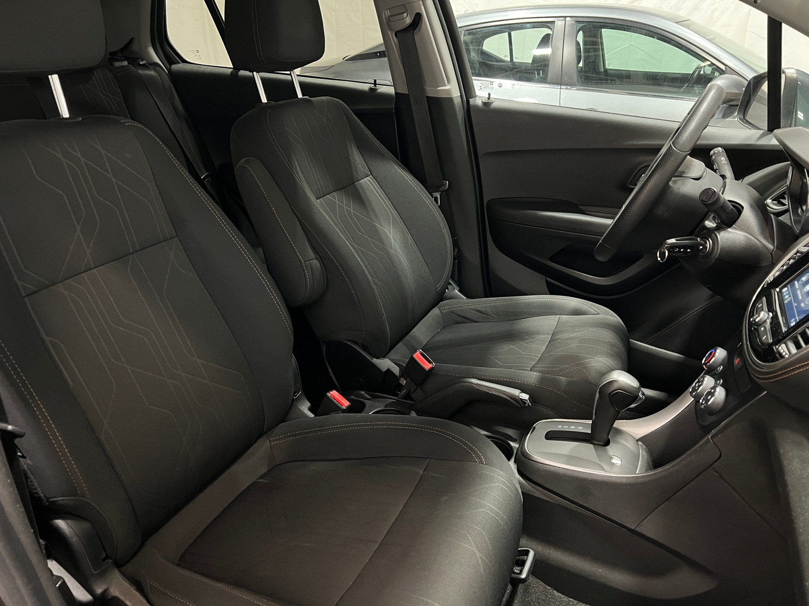 Thumbnail: 2019 Chevrolet Trax - 2