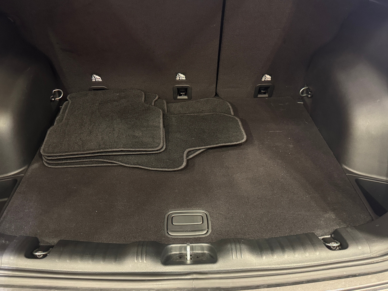 Thumbnail: 2023 Jeep Compass - 6