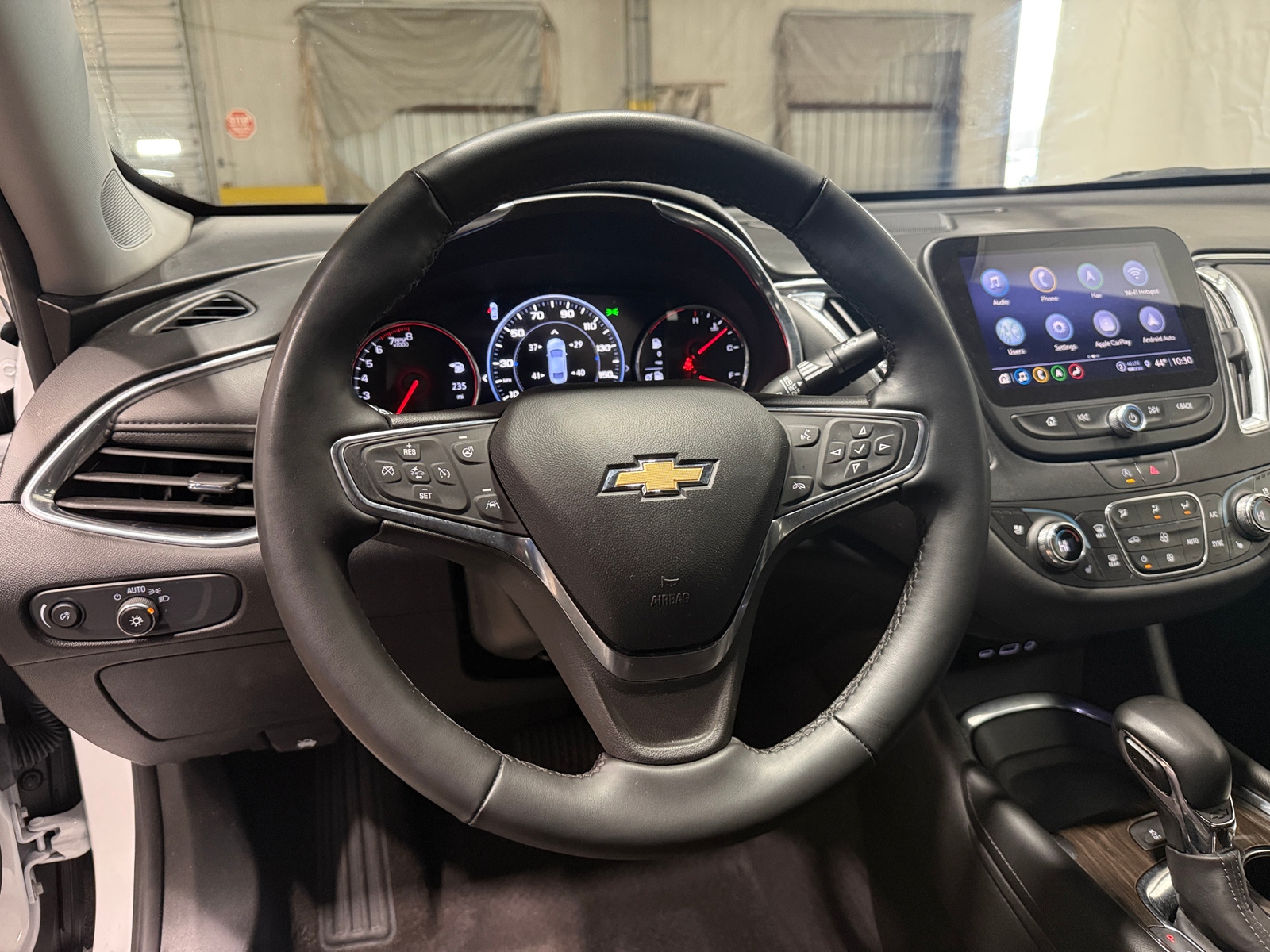 Thumbnail: 2024 Chevrolet Malibu - 4