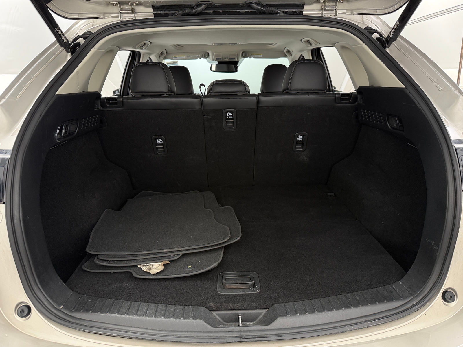 Thumbnail: 2025 Mazda CX-5 - 6