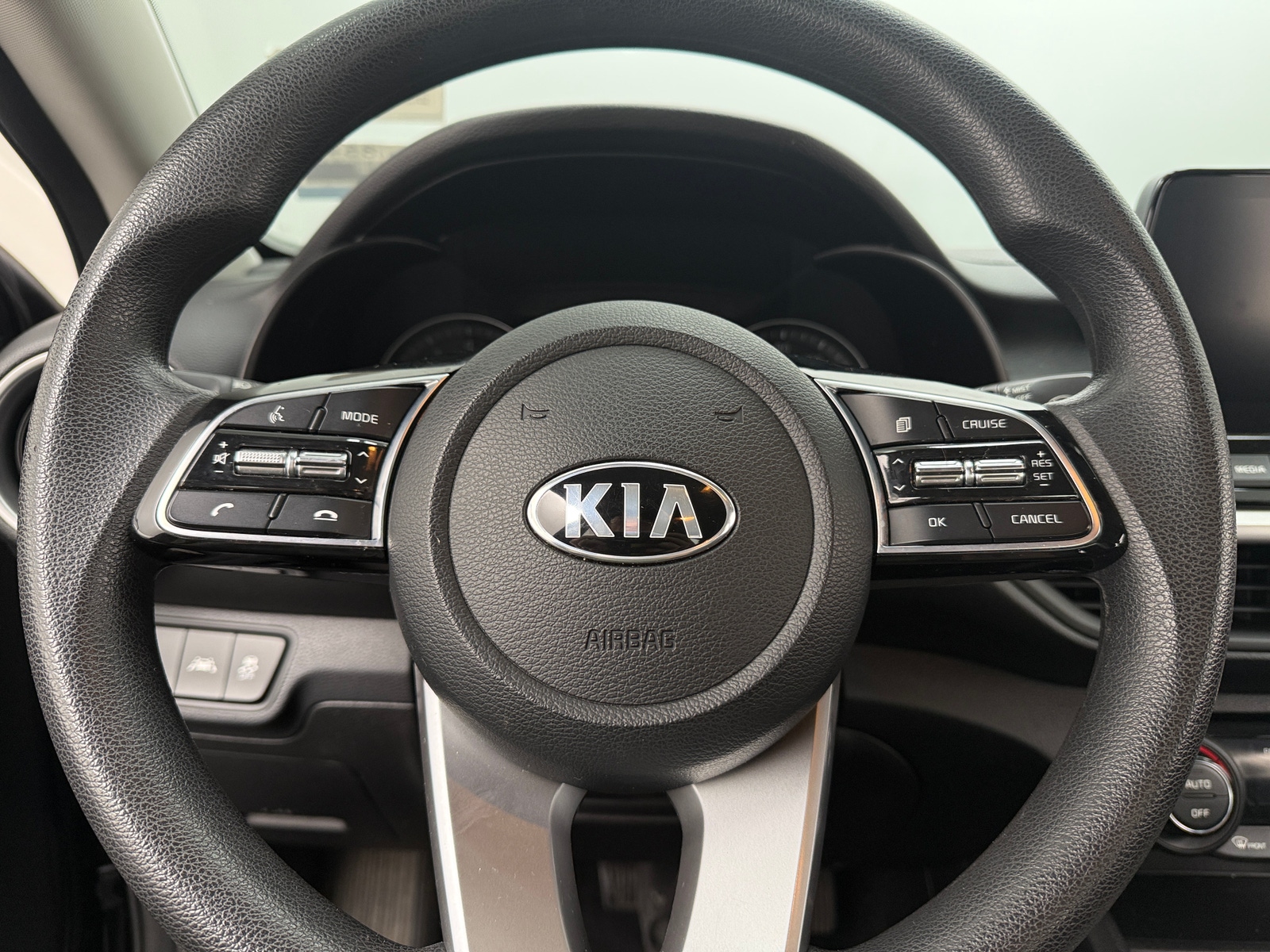 Thumbnail: 2019 Kia Forte - 5