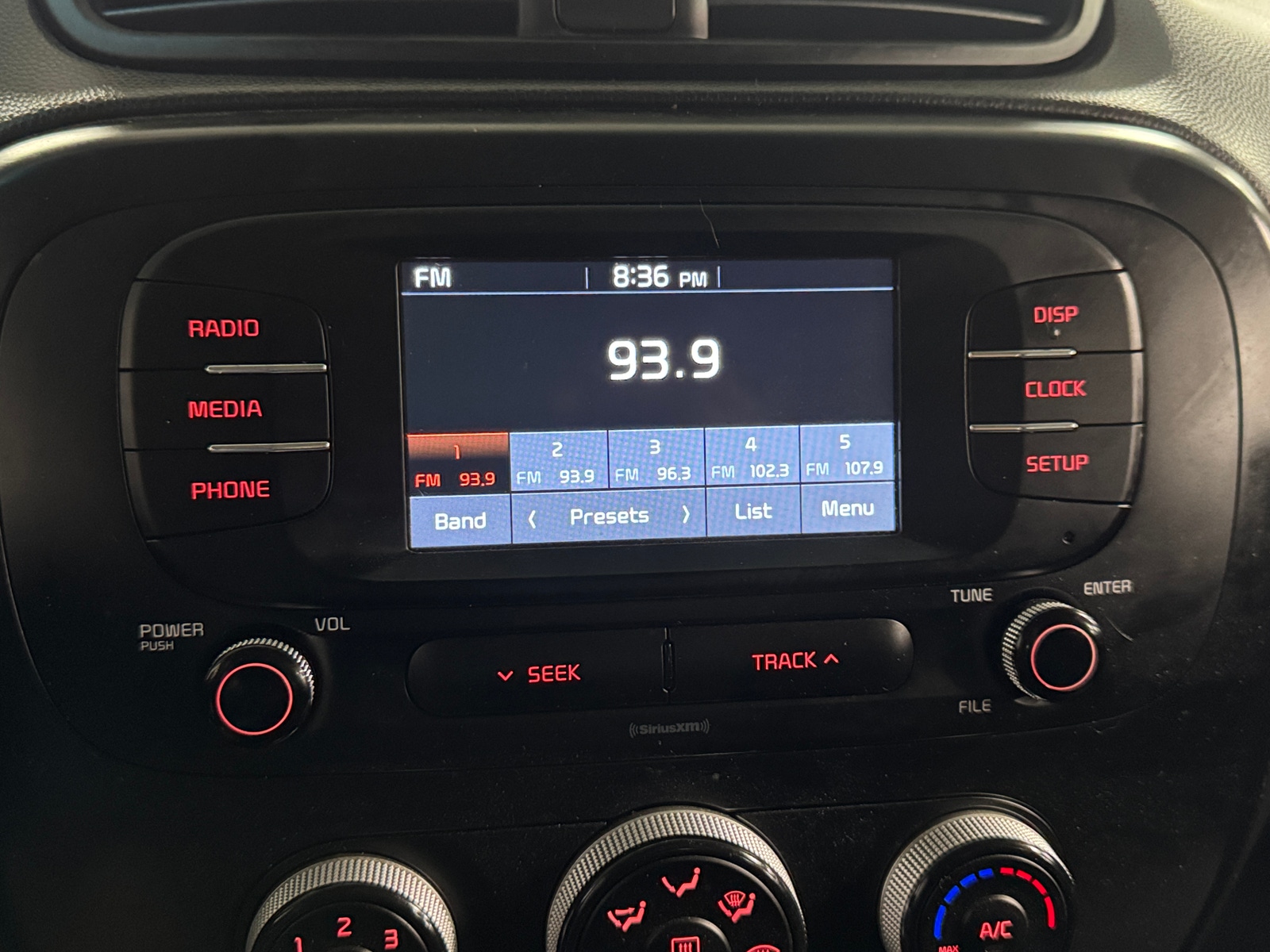 Thumbnail: 2019 Kia Soul - 4