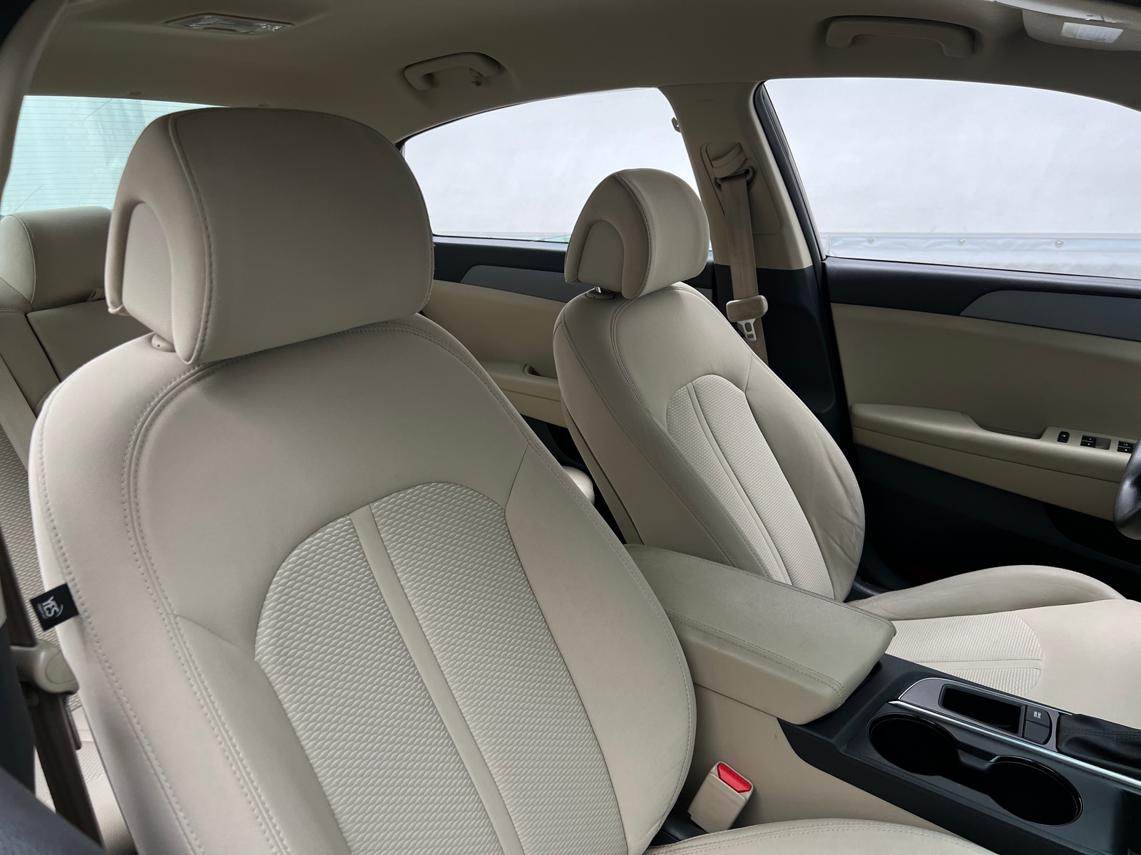 Thumbnail: 2017 Hyundai Sonata - 2