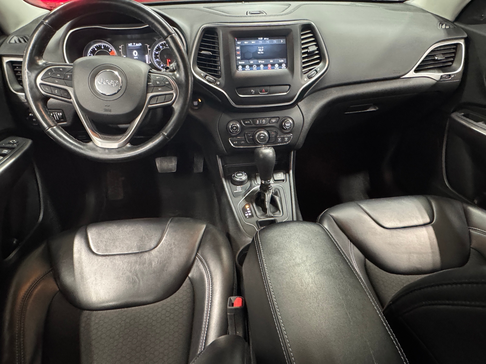 Thumbnail: 2020 Jeep Cherokee - 3