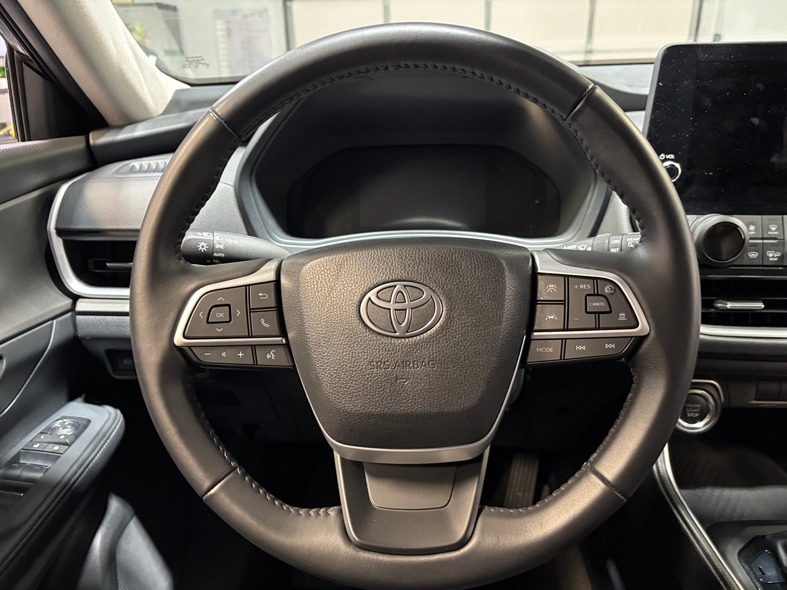 Thumbnail: 2025 Toyota Grand Highlander - 5